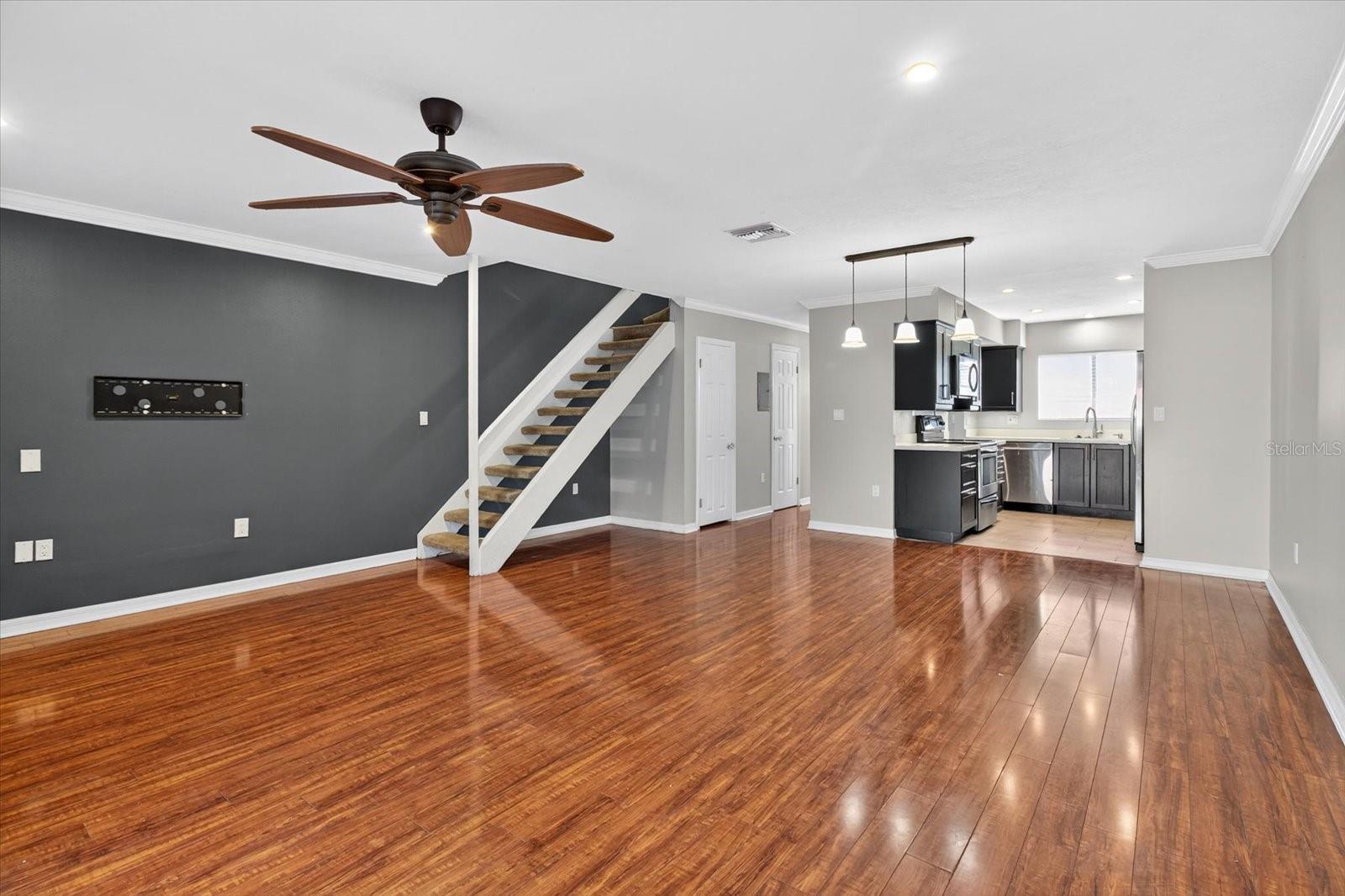 Image 11 of 48 For 5812 16th Lane S 3