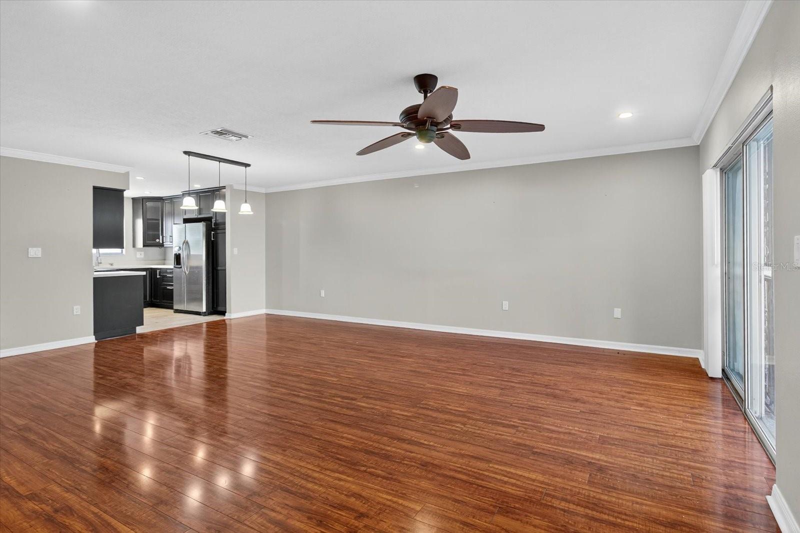 Image 15 of 48 For 5812 16th Lane S 3