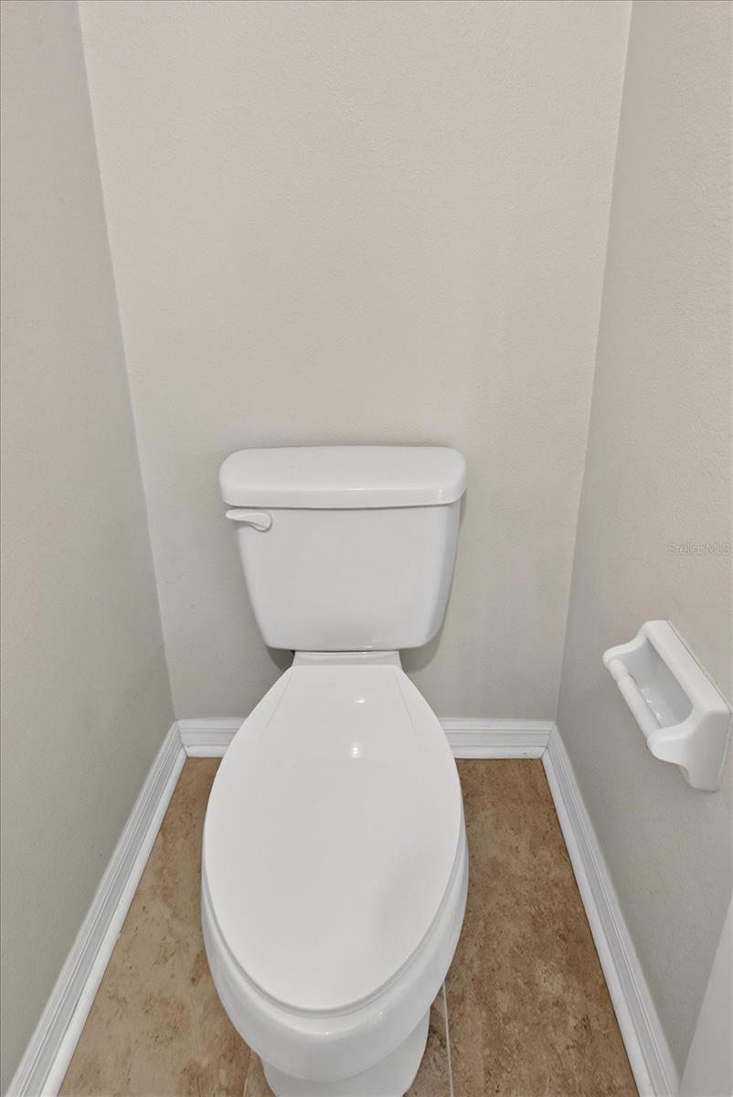 Image 17 of 48 For 5812 16th Lane S 3