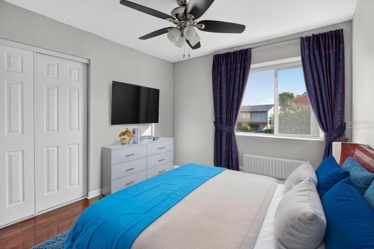 Image 21 of 48 For 5812 16th Lane S 3