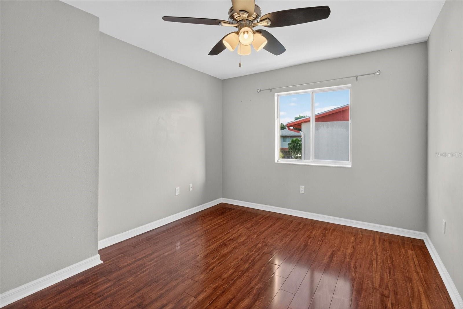 Image 25 of 48 For 5812 16th Lane S 3