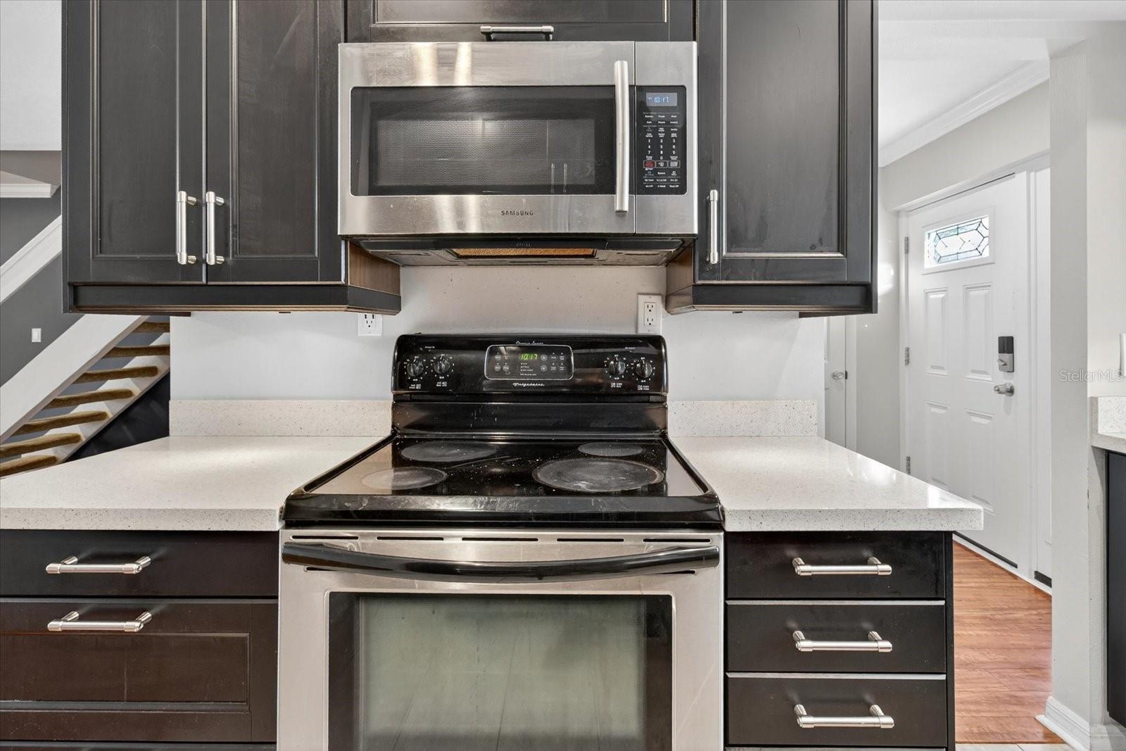 Image 7 of 48 For 5812 16th Lane S 3