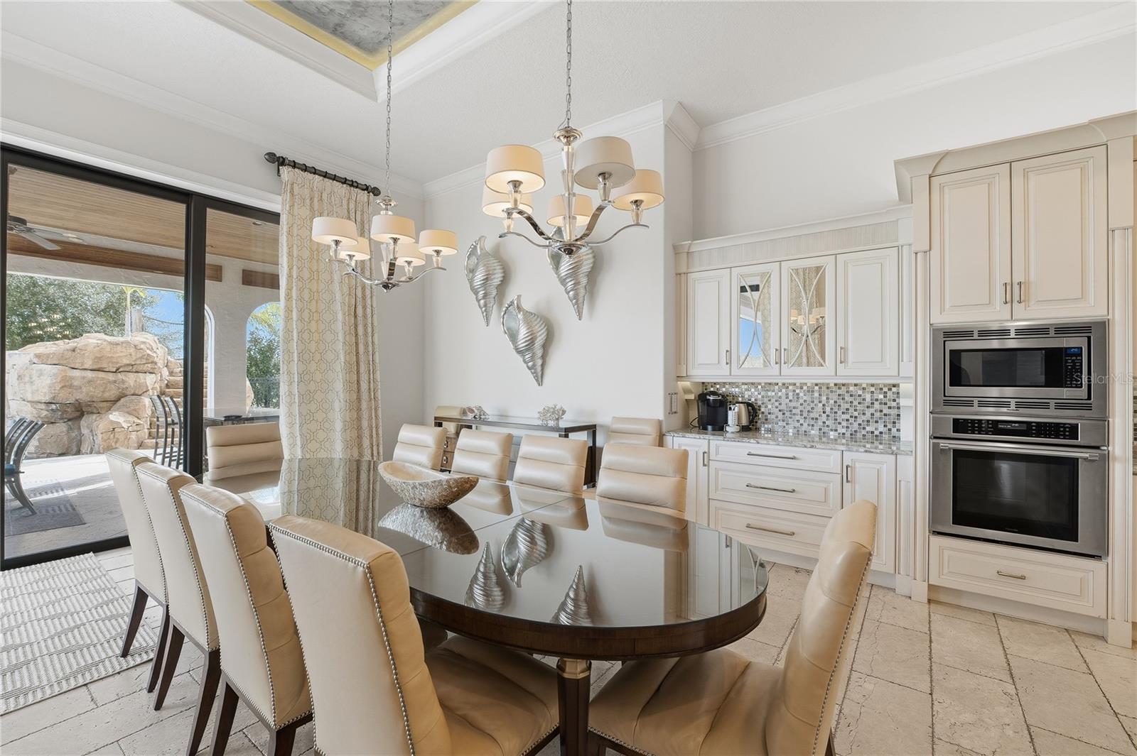 Image 14 of 77 For 971 Golden Bear Drive