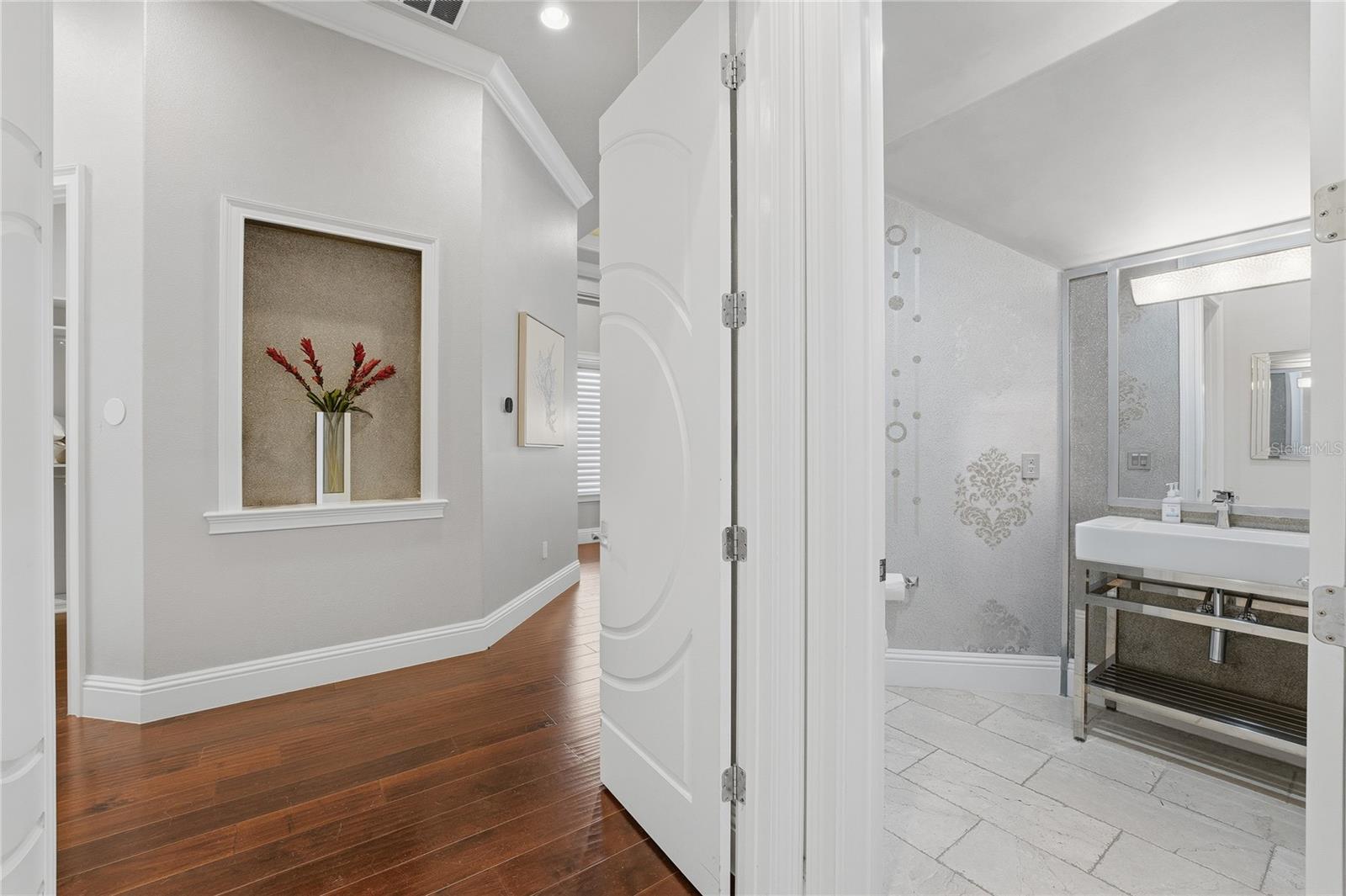 Image 17 of 77 For 971 Golden Bear Drive