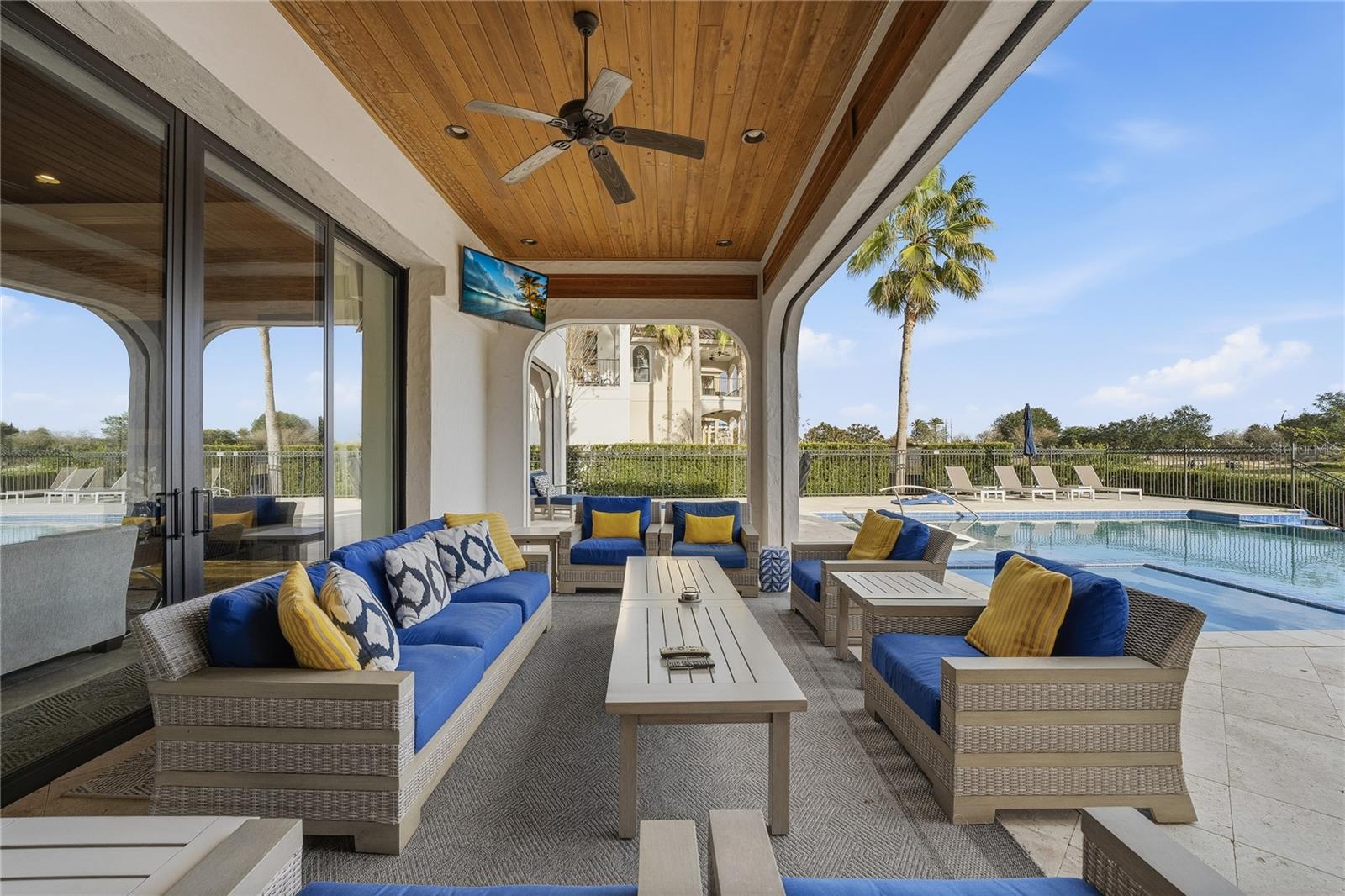 Image 28 of 77 For 971 Golden Bear Drive