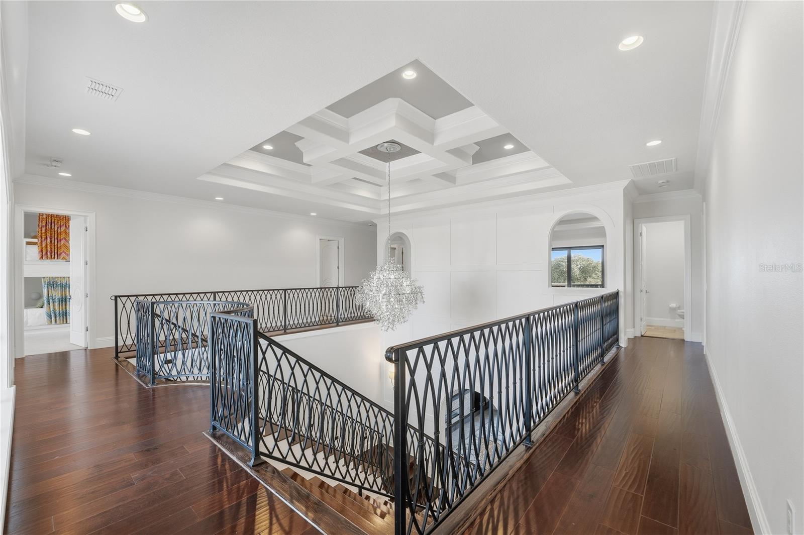 Image 35 of 77 For 971 Golden Bear Drive