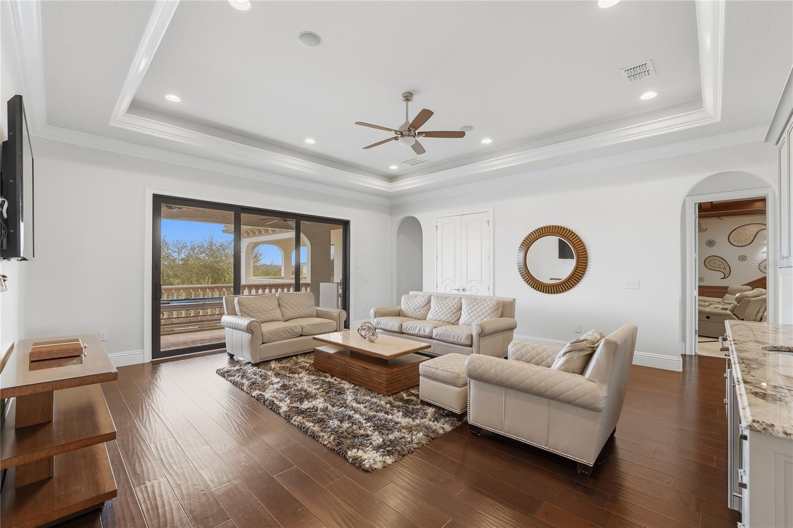 Image 38 of 77 For 971 Golden Bear Drive