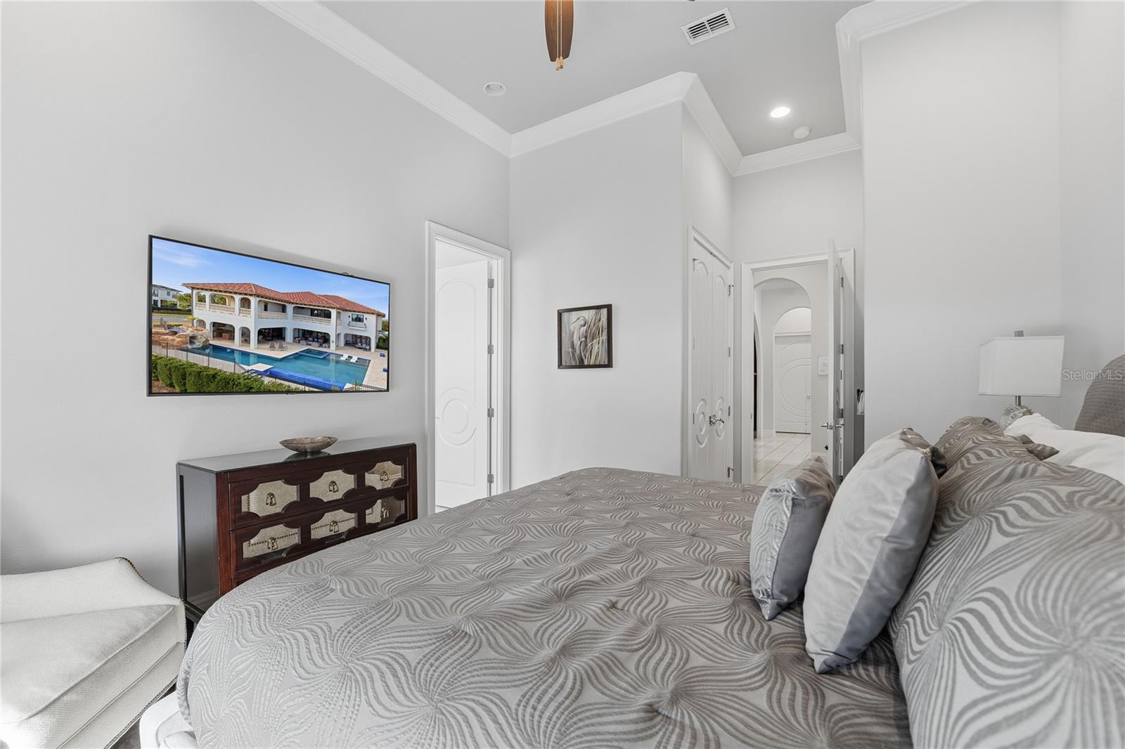 Image 50 of 77 For 971 Golden Bear Drive