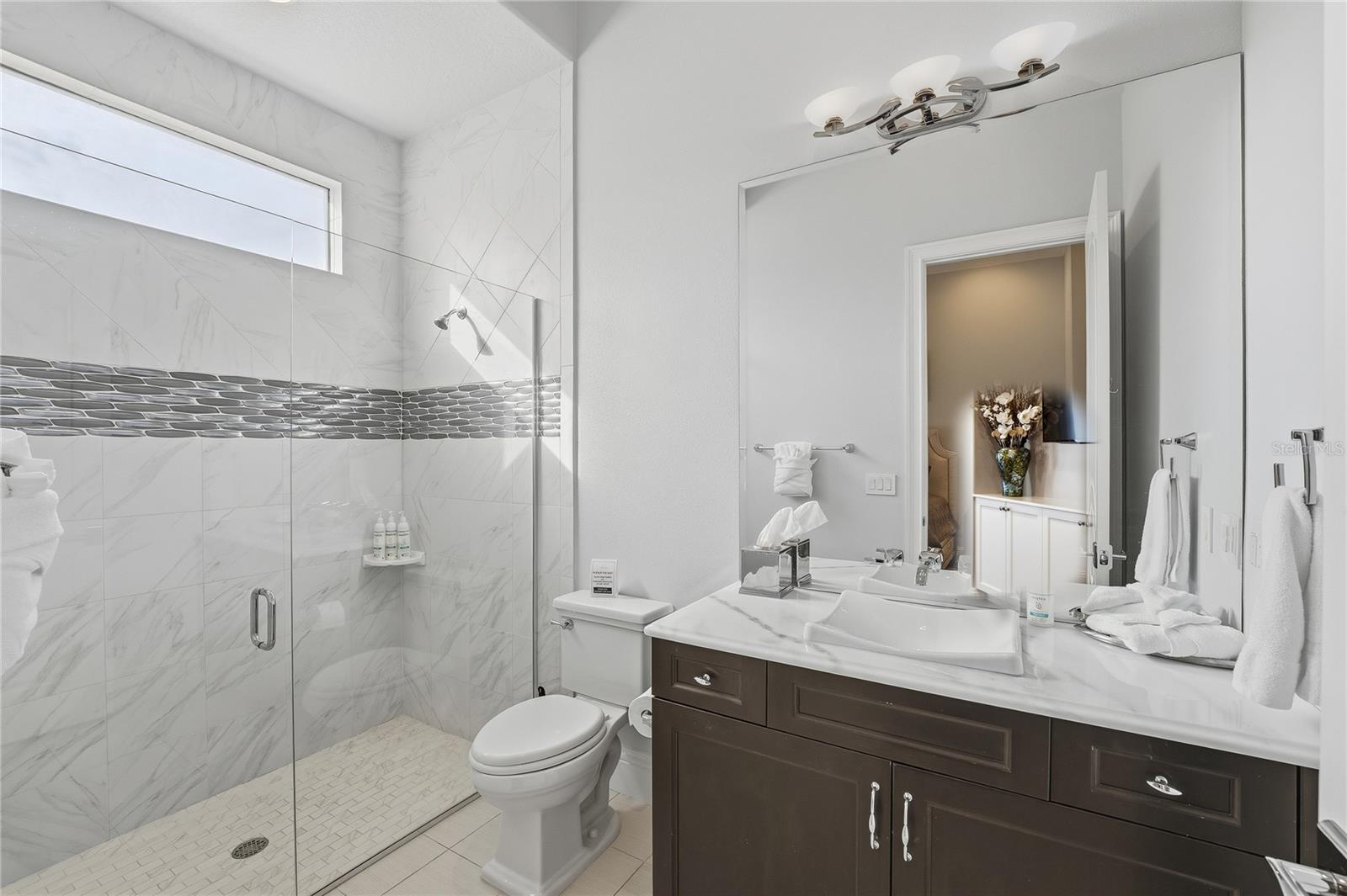 Image 51 of 77 For 971 Golden Bear Drive