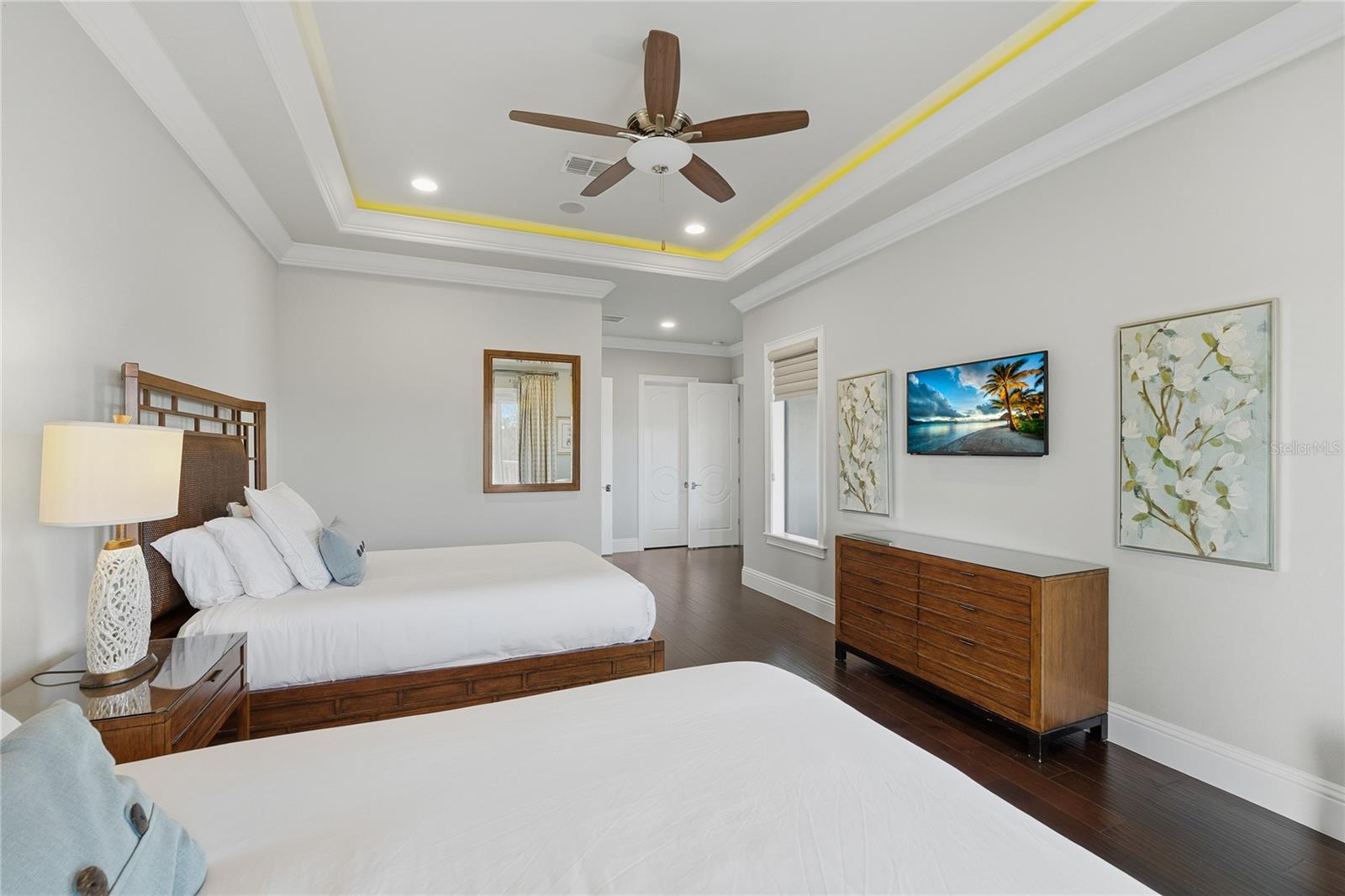 Image 53 of 77 For 971 Golden Bear Drive