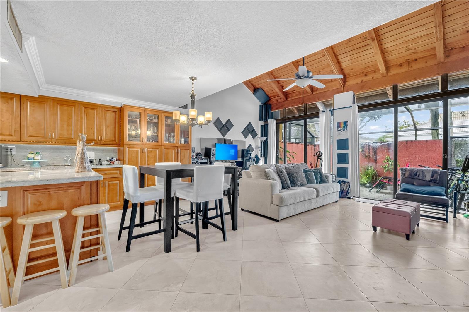 Image 10 of 31 For 1490 Laguna Lane