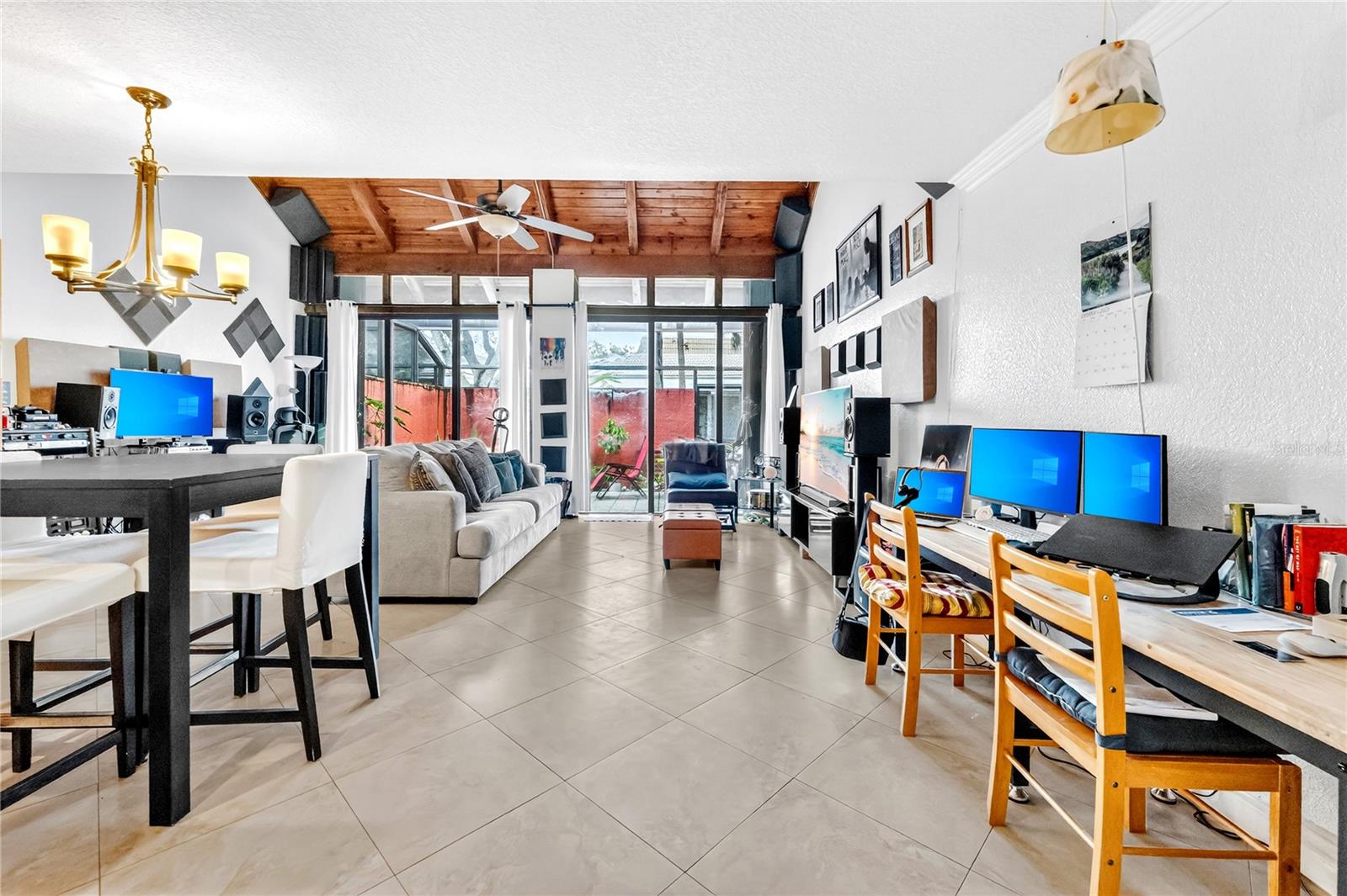 Image 12 of 31 For 1490 Laguna Lane