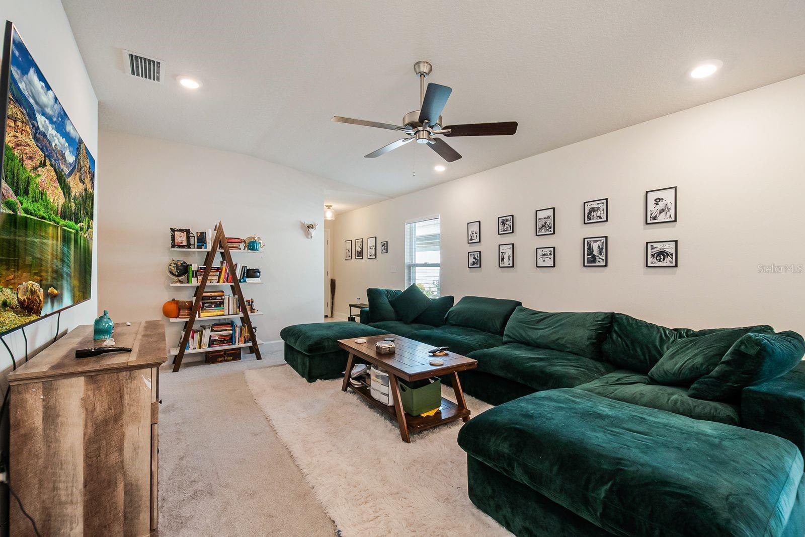 Image 6 of 24 For 3711 Sagefield Drive