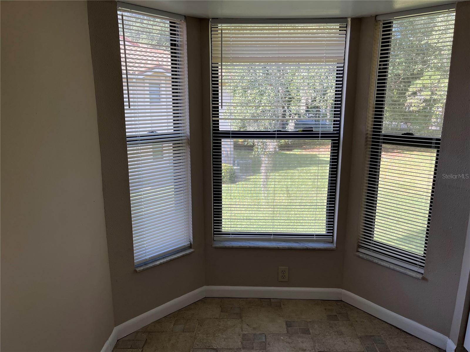 Image 7 of 15 For 7535 Sugar Bend Drive 7535