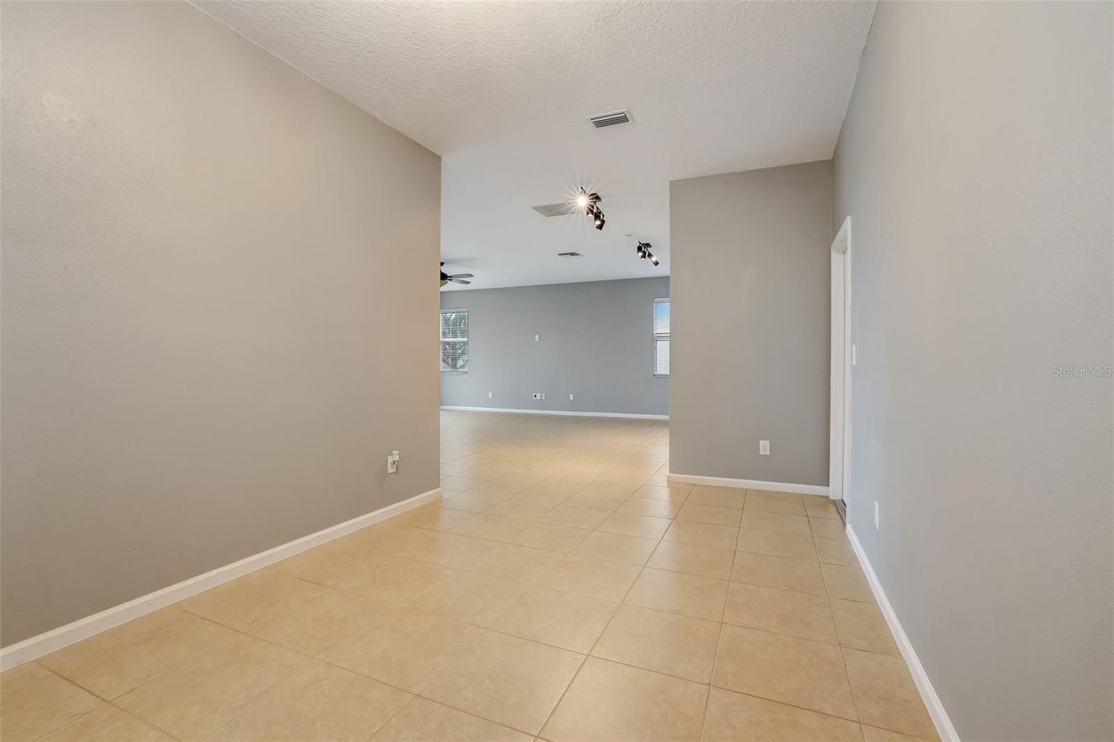 Image 21 of 62 For 4512 Olympia Court