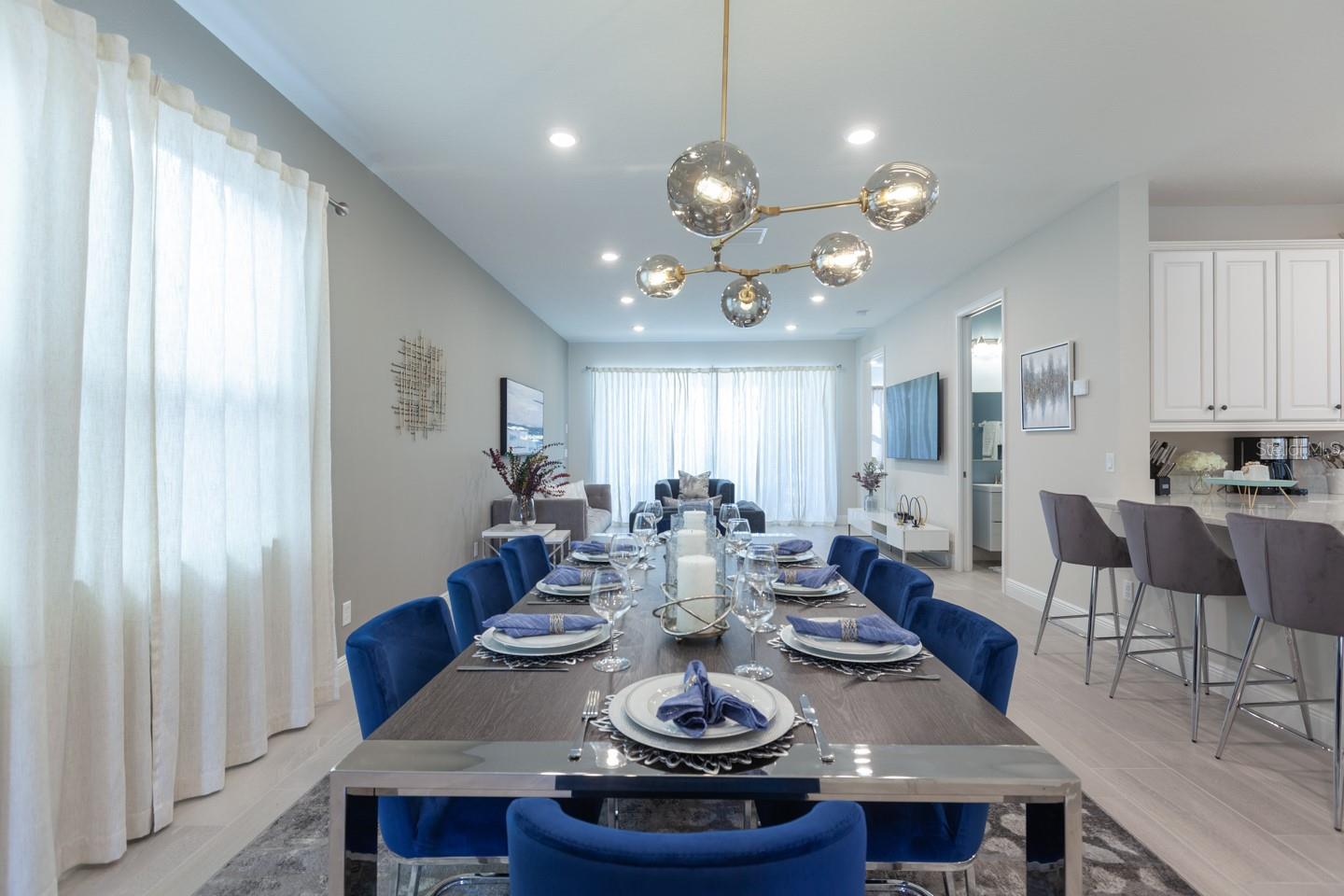 Image 10 of 69 For 404 Southfield Street