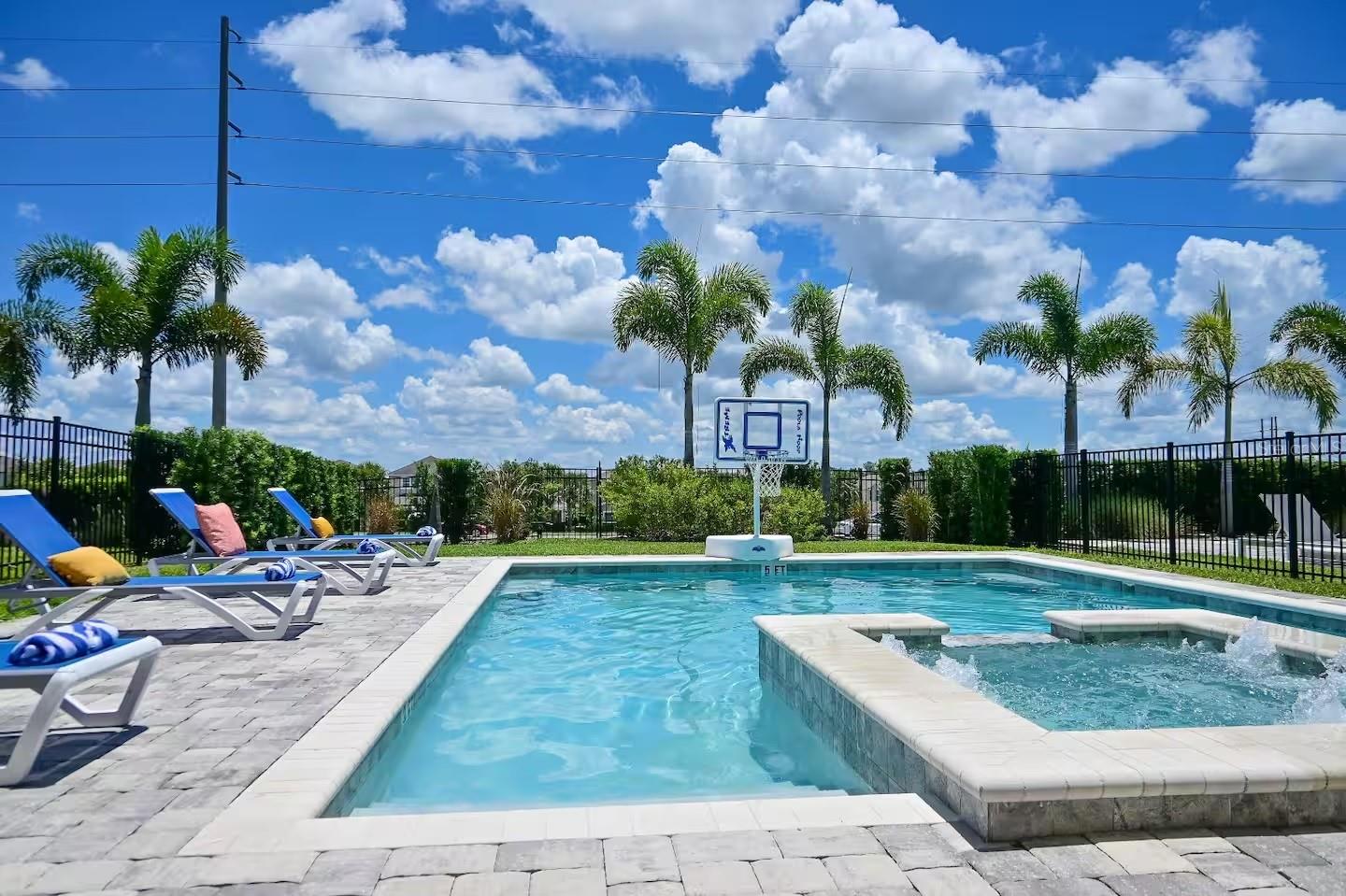 Image 43 of 69 For 404 Southfield Street