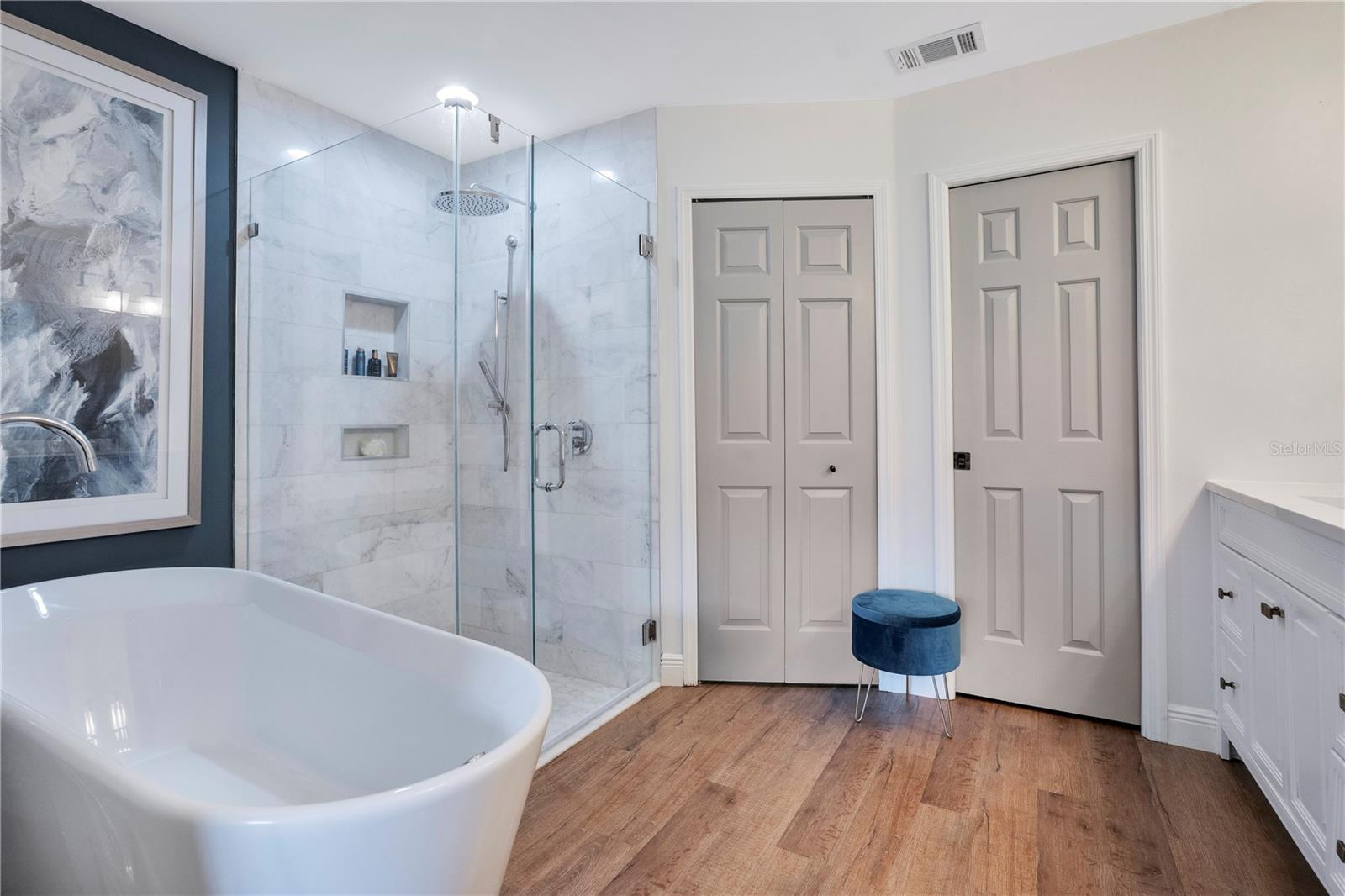 Image 22 of 43 For 7736 Windbreak Road