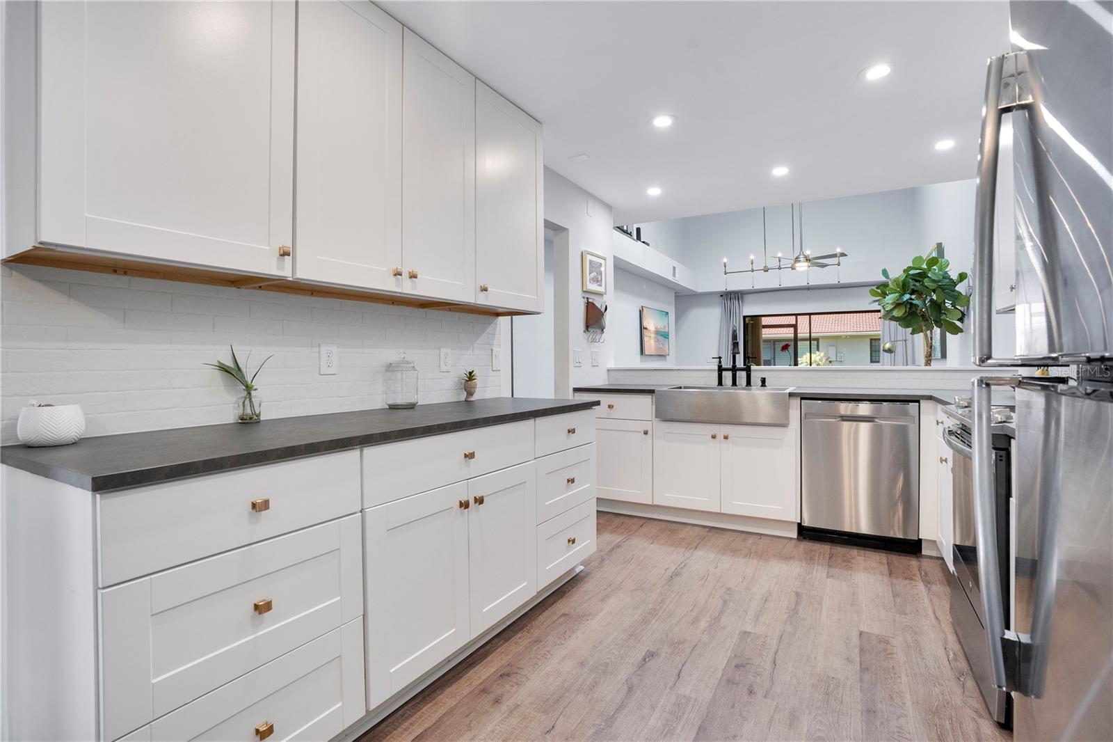 Image 6 of 43 For 7736 Windbreak Road