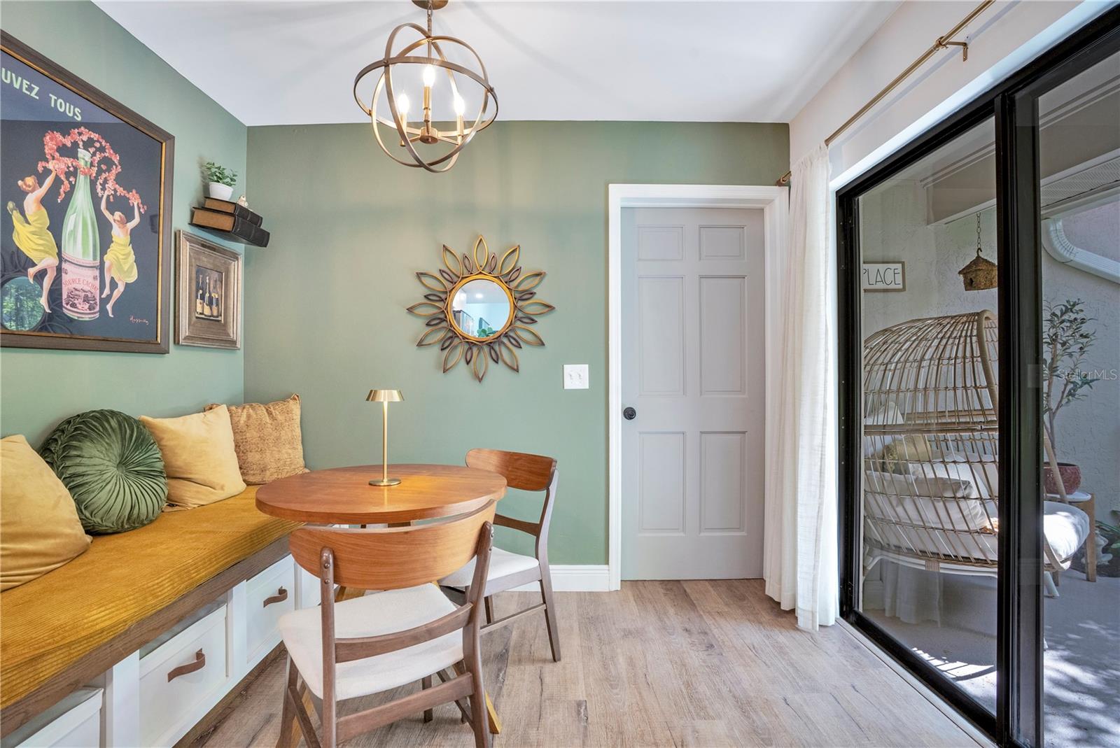 Image 7 of 43 For 7736 Windbreak Road