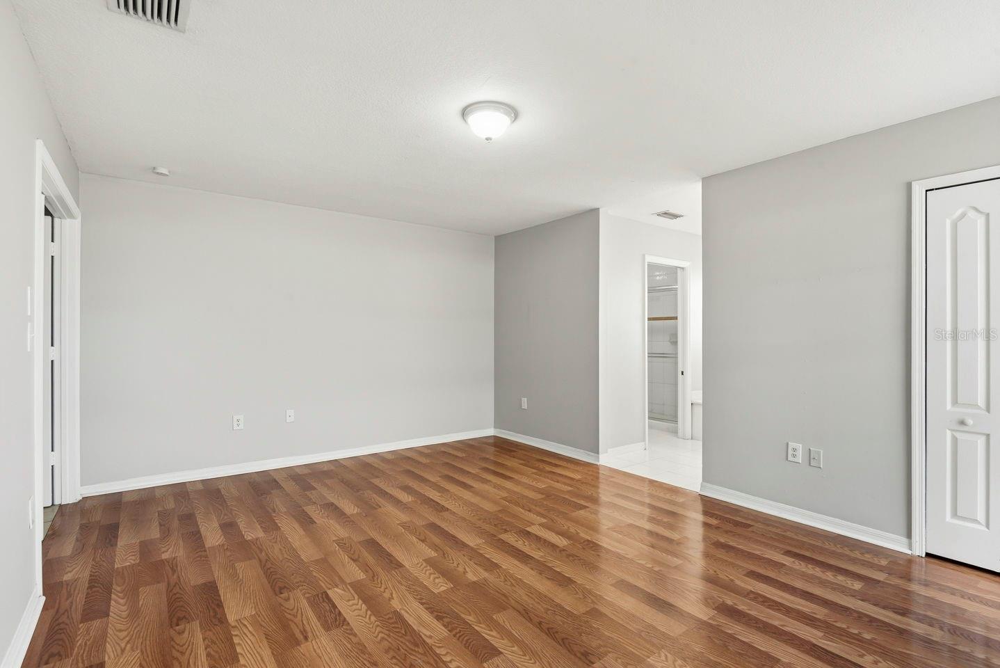 Image 18 of 44 For 15313 138th Terrace