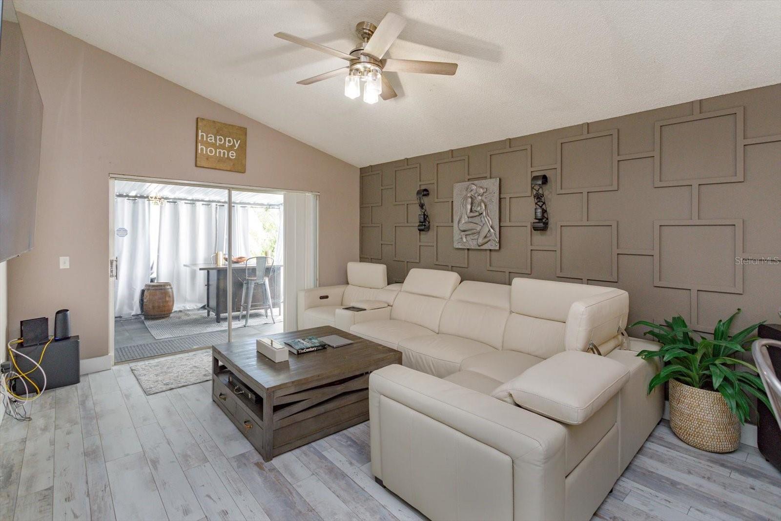 Image 13 of 28 For 784 Minerva Lane