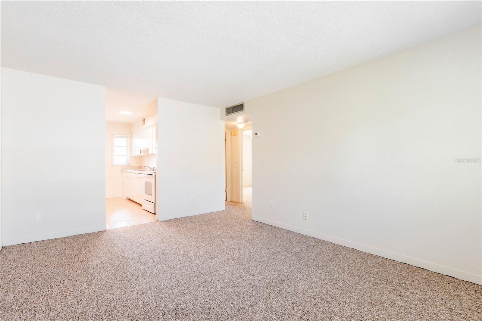 Image 4 of 21 For 3022 Fairway Lane D