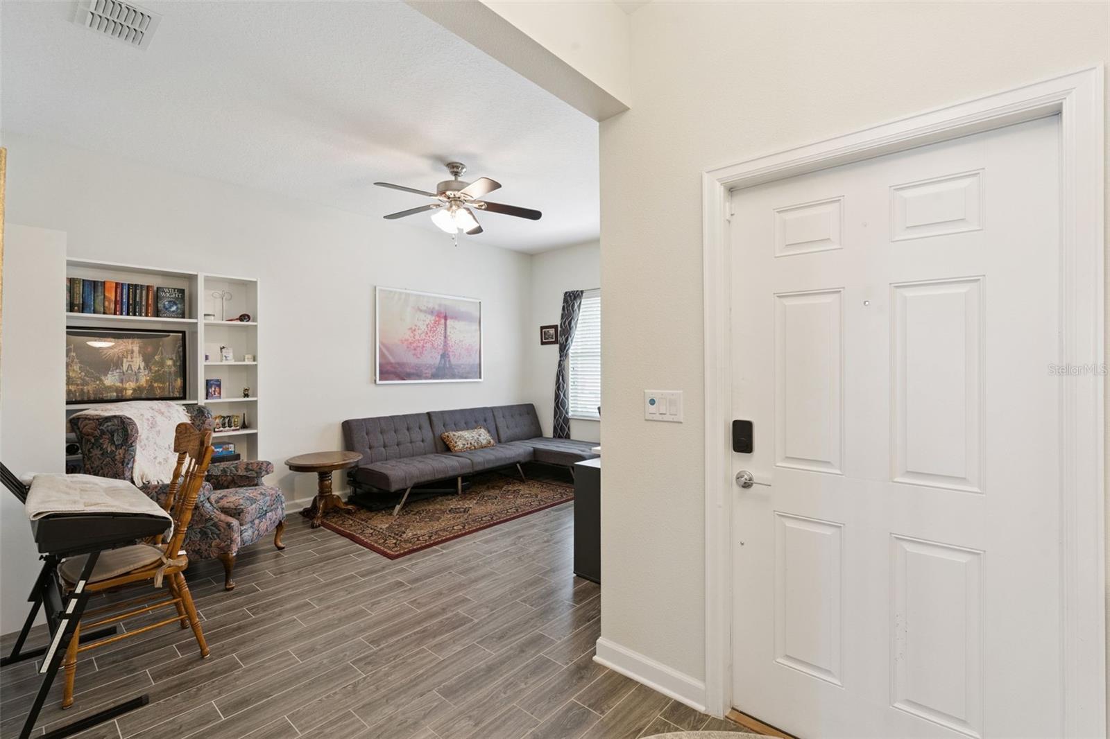 Image 5 of 23 For 10275 Memoir Avenue