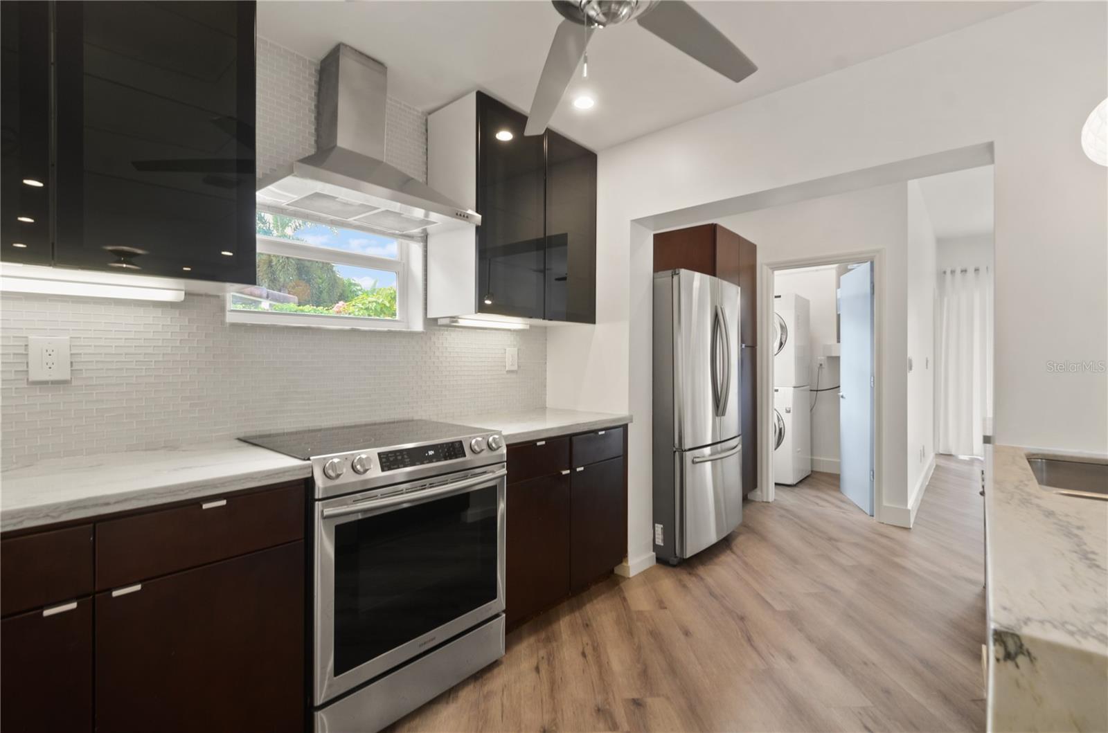 Image 6 of 17 For 811 21st Drive