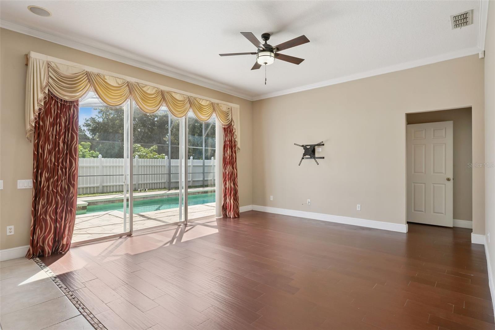 Image 18 of 50 For 11450 Arborside Bend Way