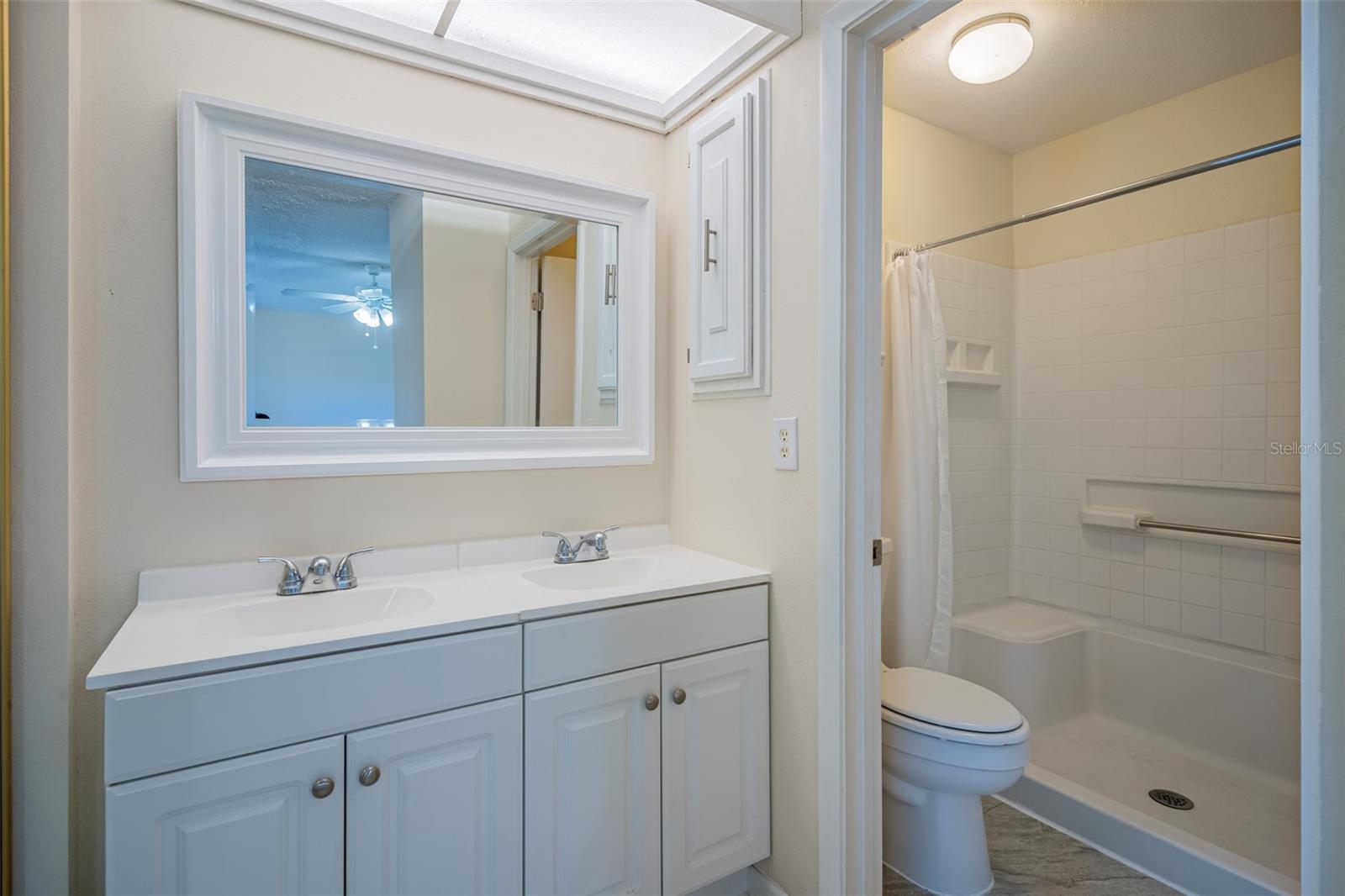 Image 19 of 29 For 4181 Lake Orlando Parkway 144