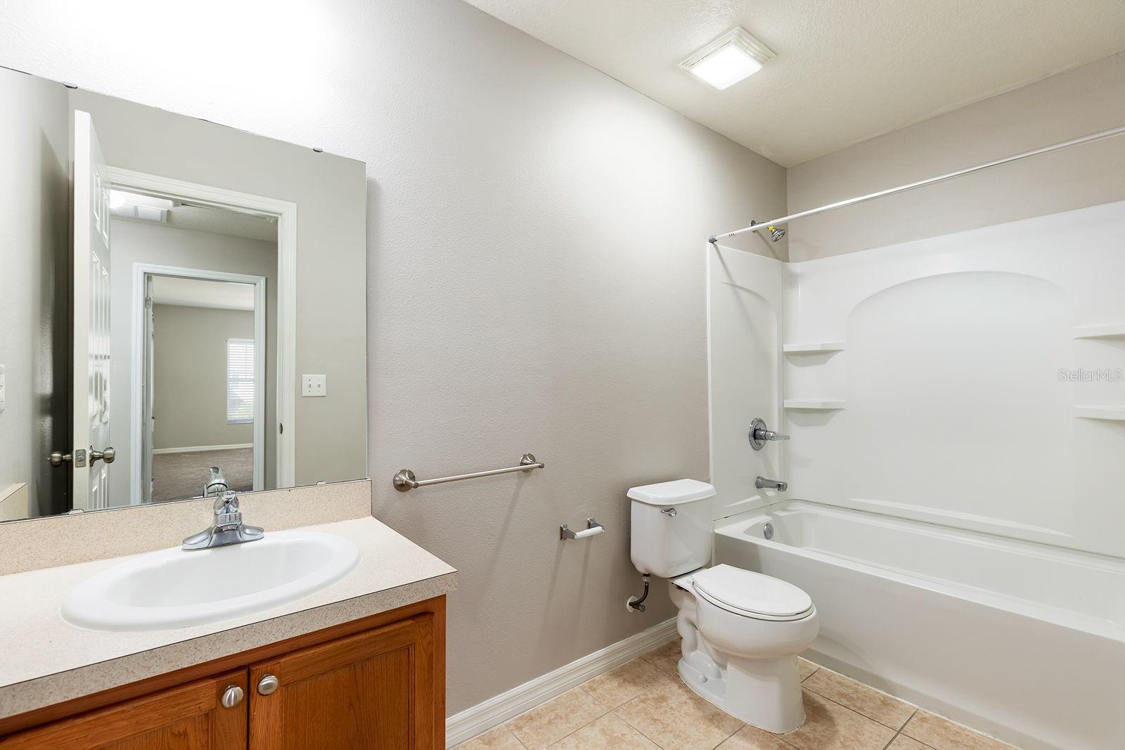 Image 20 of 27 For 3072 Seaview Castle Drive