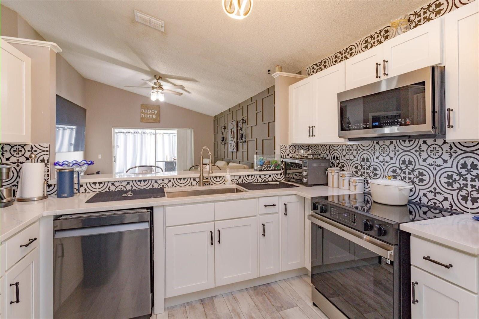 Image 10 of 28 For 784 Minerva Lane