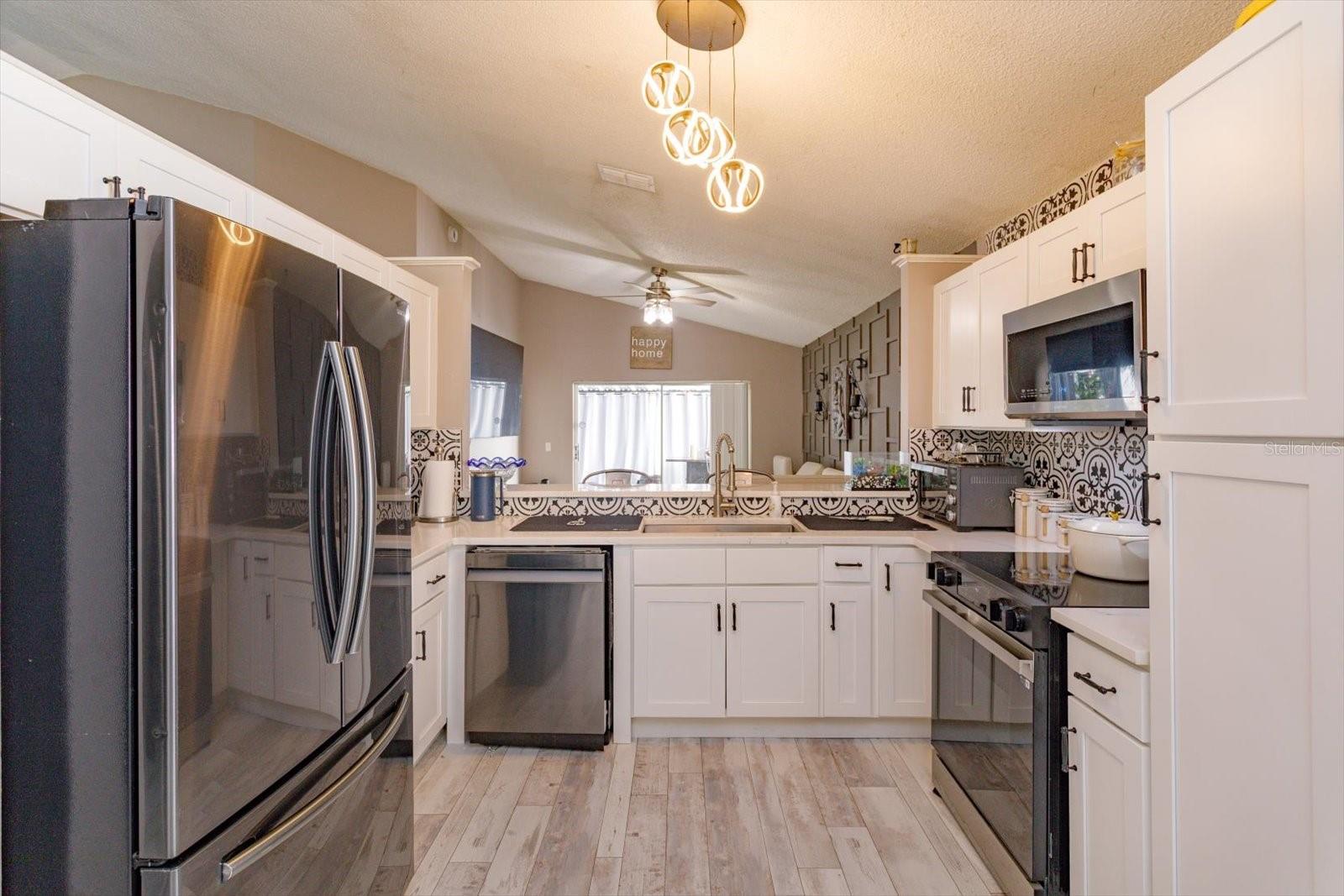 Image 9 of 28 For 784 Minerva Lane