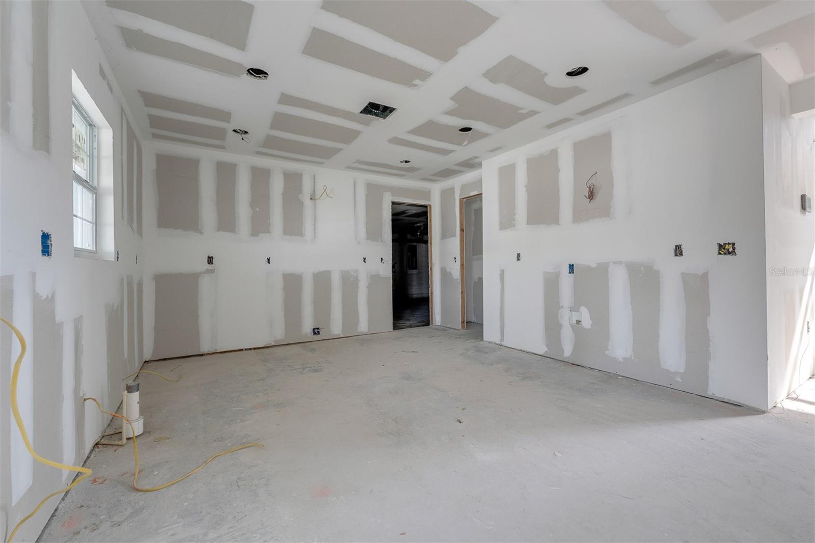 Image 15 of 36 For 2960 White Magnolia Loop