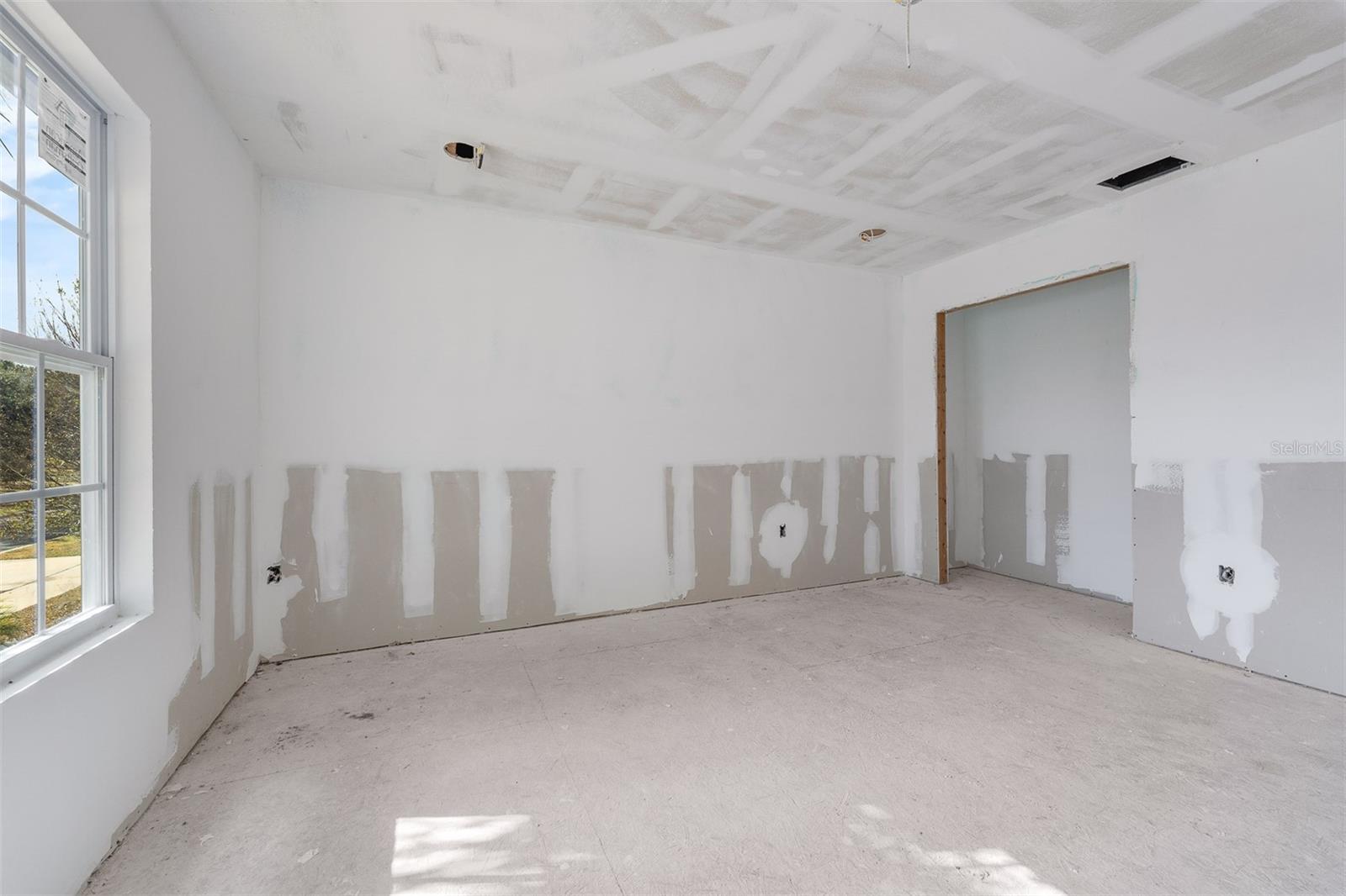 Image 29 of 36 For 2960 White Magnolia Loop