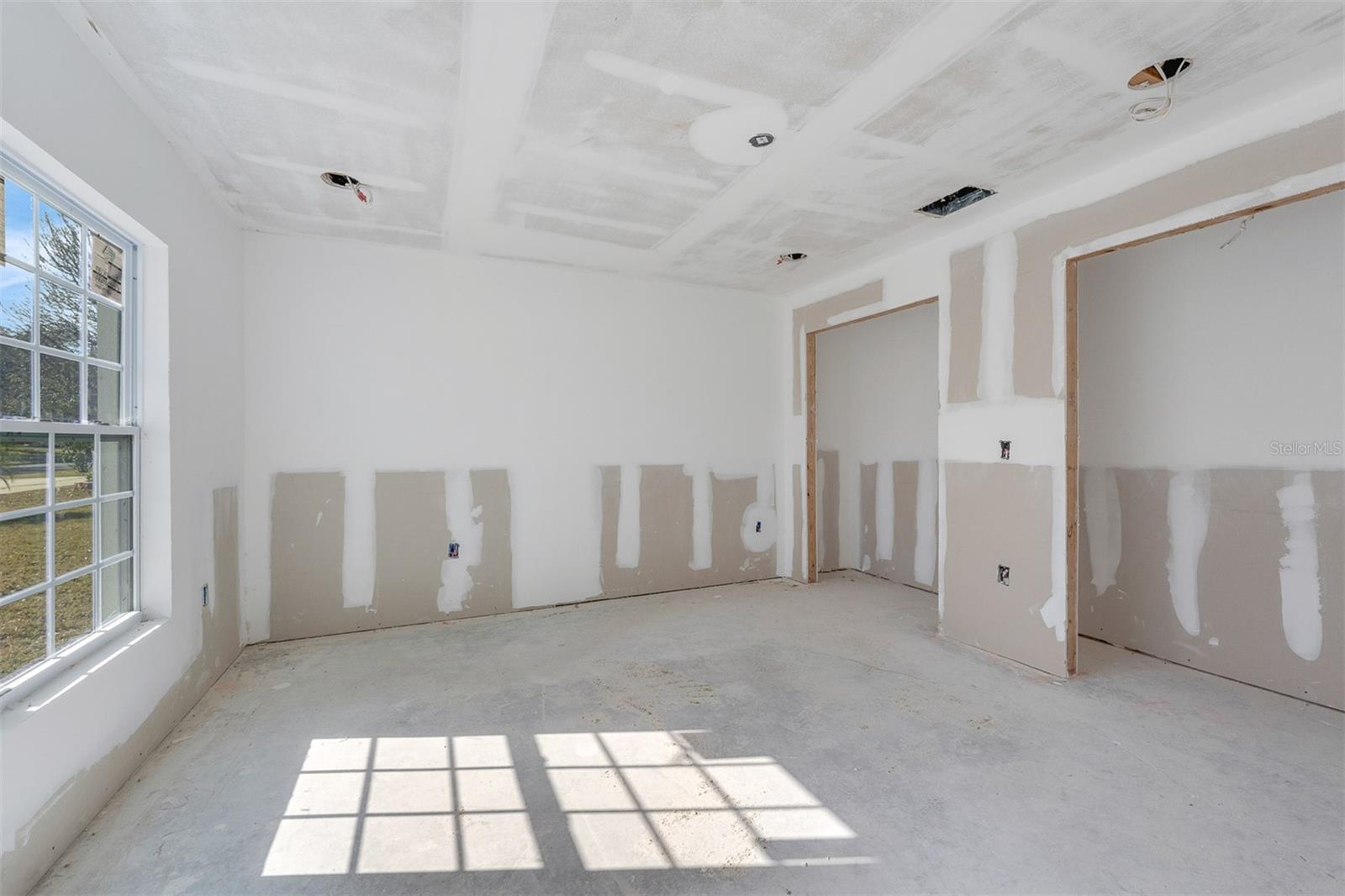 Image 34 of 36 For 2960 White Magnolia Loop