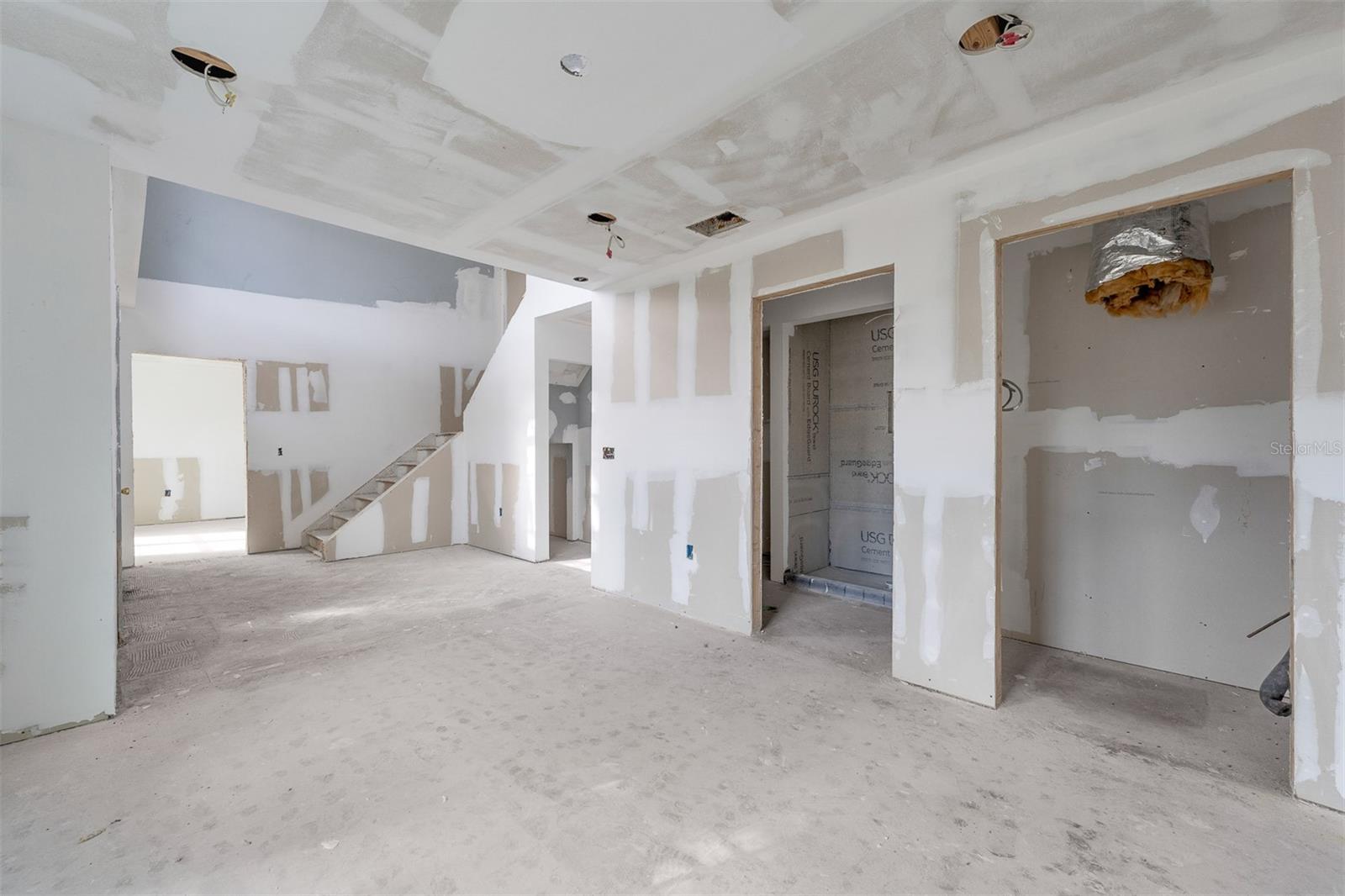 Image 8 of 36 For 2960 White Magnolia Loop