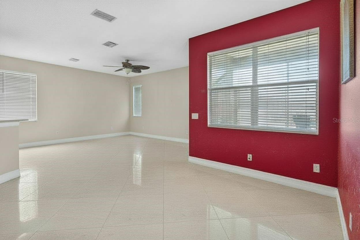 Image 11 of 46 For 20126 Nob Oak Avenue