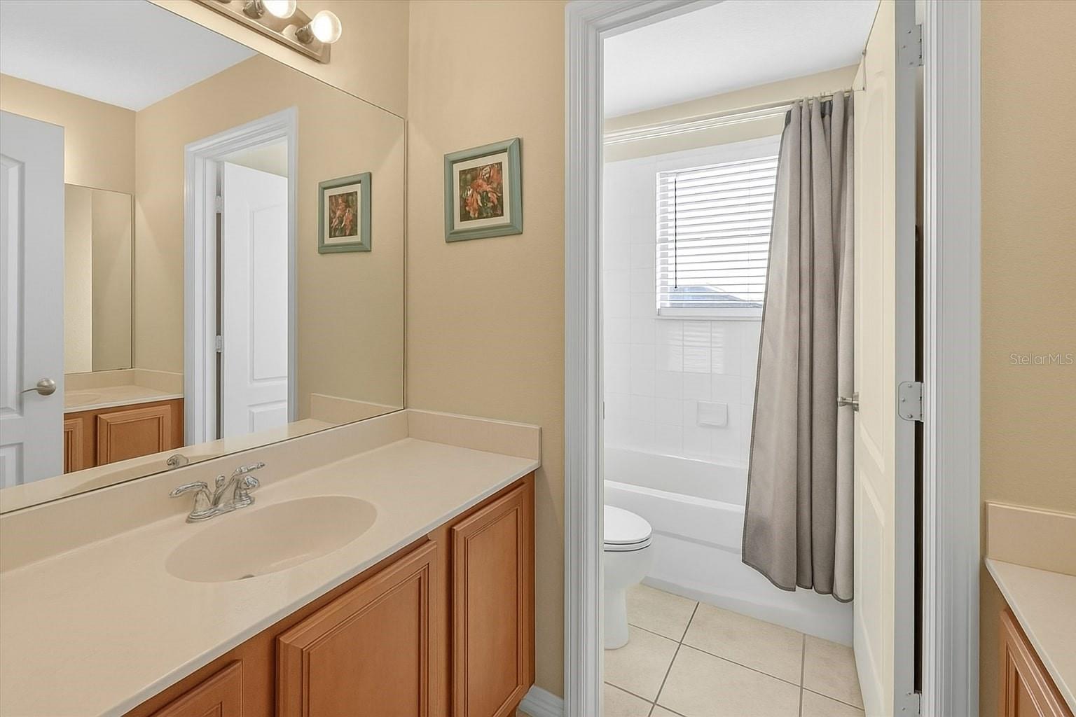 Image 27 of 46 For 20126 Nob Oak Avenue