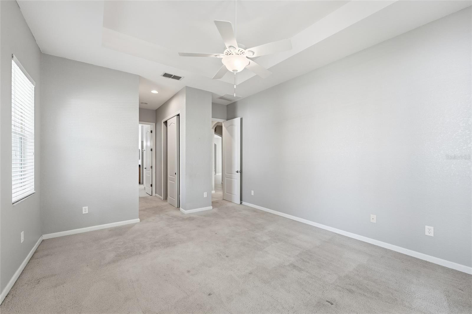 Image 14 of 20 For 6920 Helmsley Circle