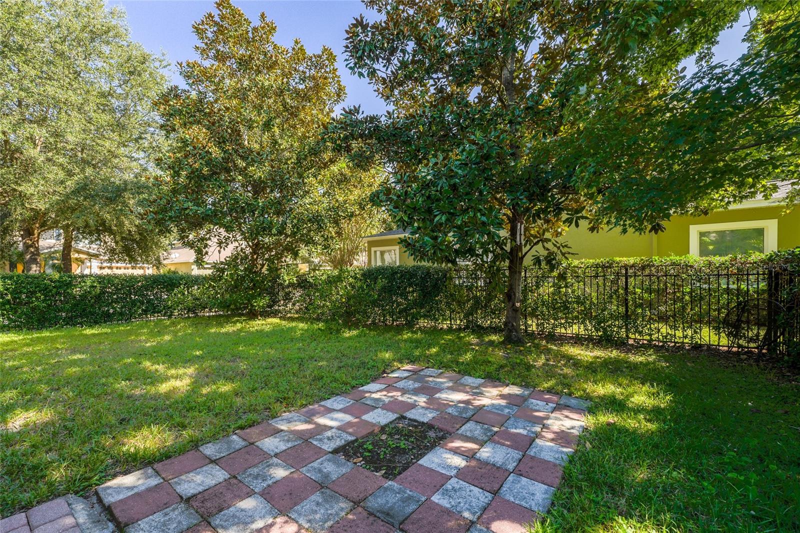 Image 20 of 20 For 6920 Helmsley Circle