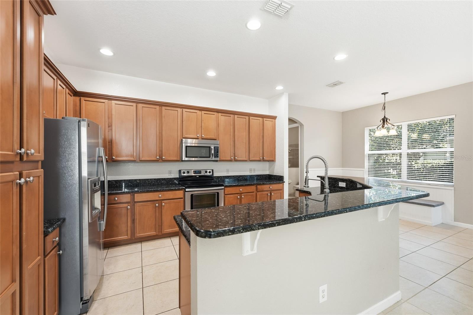 Image 7 of 20 For 6920 Helmsley Circle