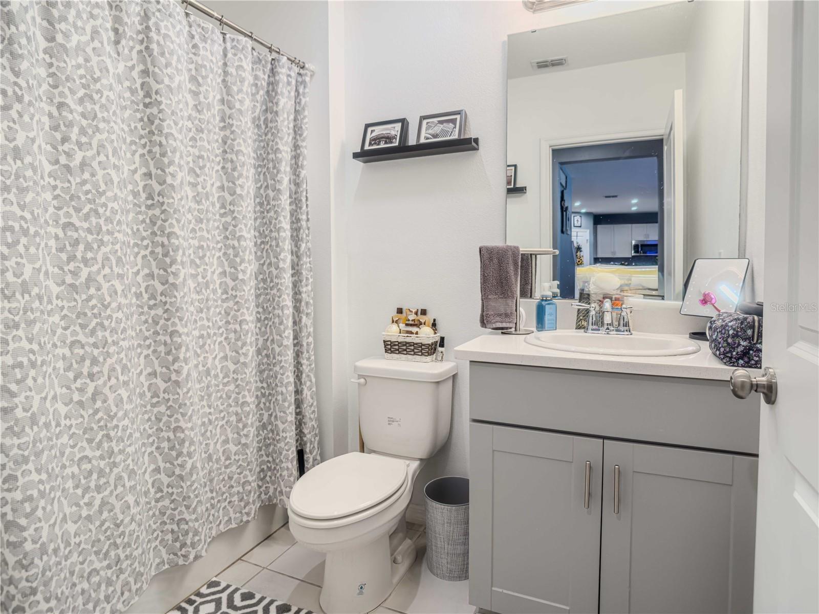 Image 13 of 23 For 218 Zircon Road