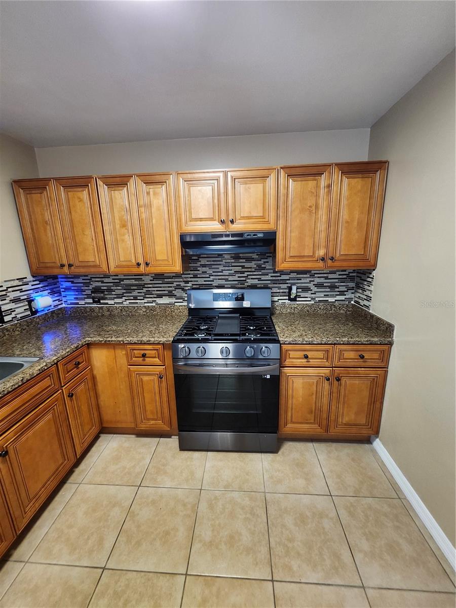 Image 13 of 32 For 812 Kottle Circle S