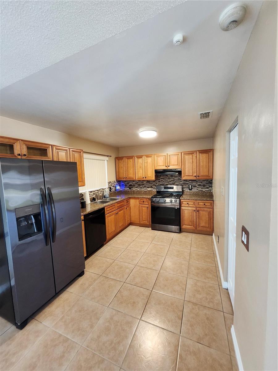 Image 15 of 32 For 812 Kottle Circle S