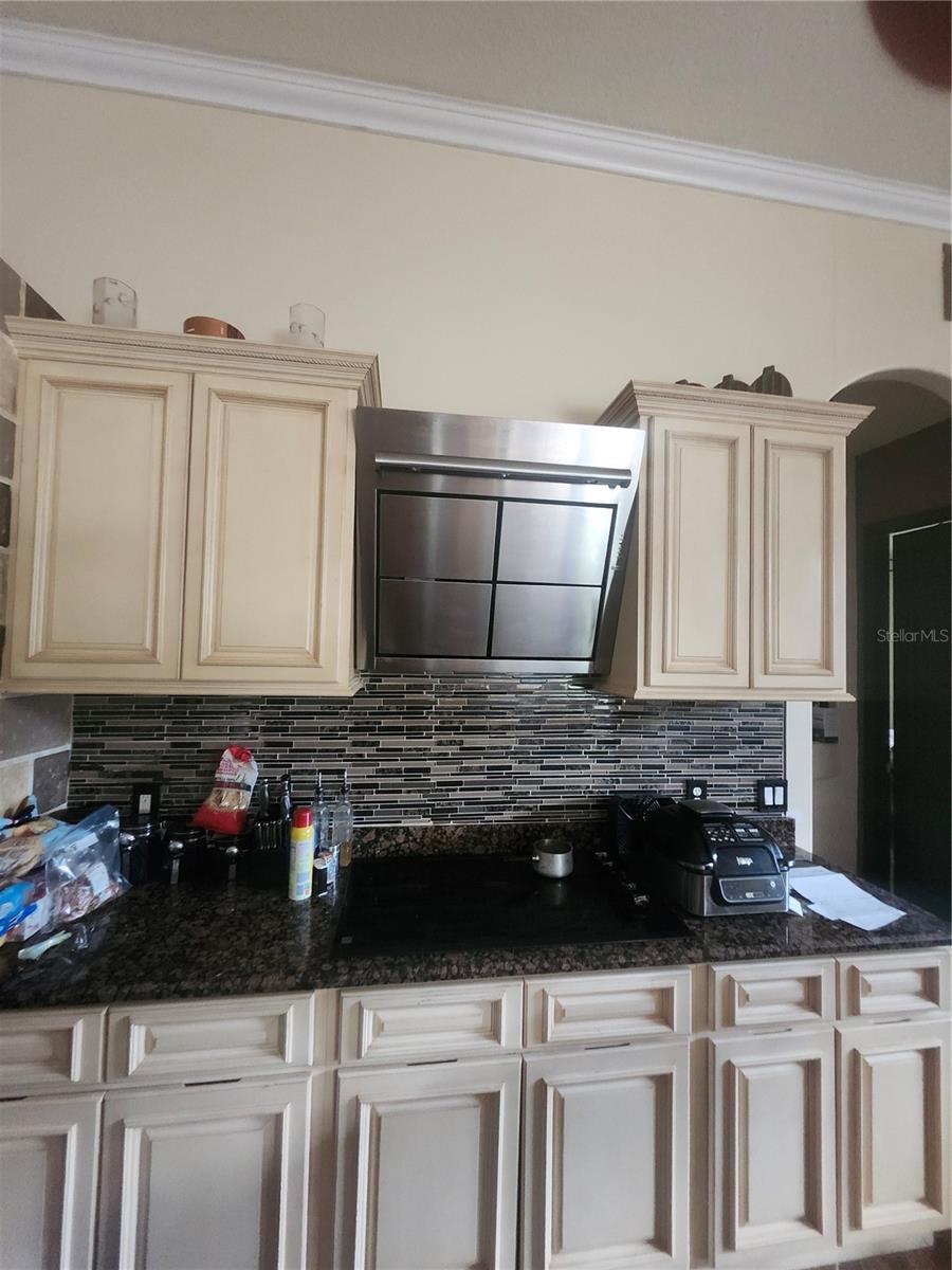 Image 15 of 31 For 2930 Marsh Road