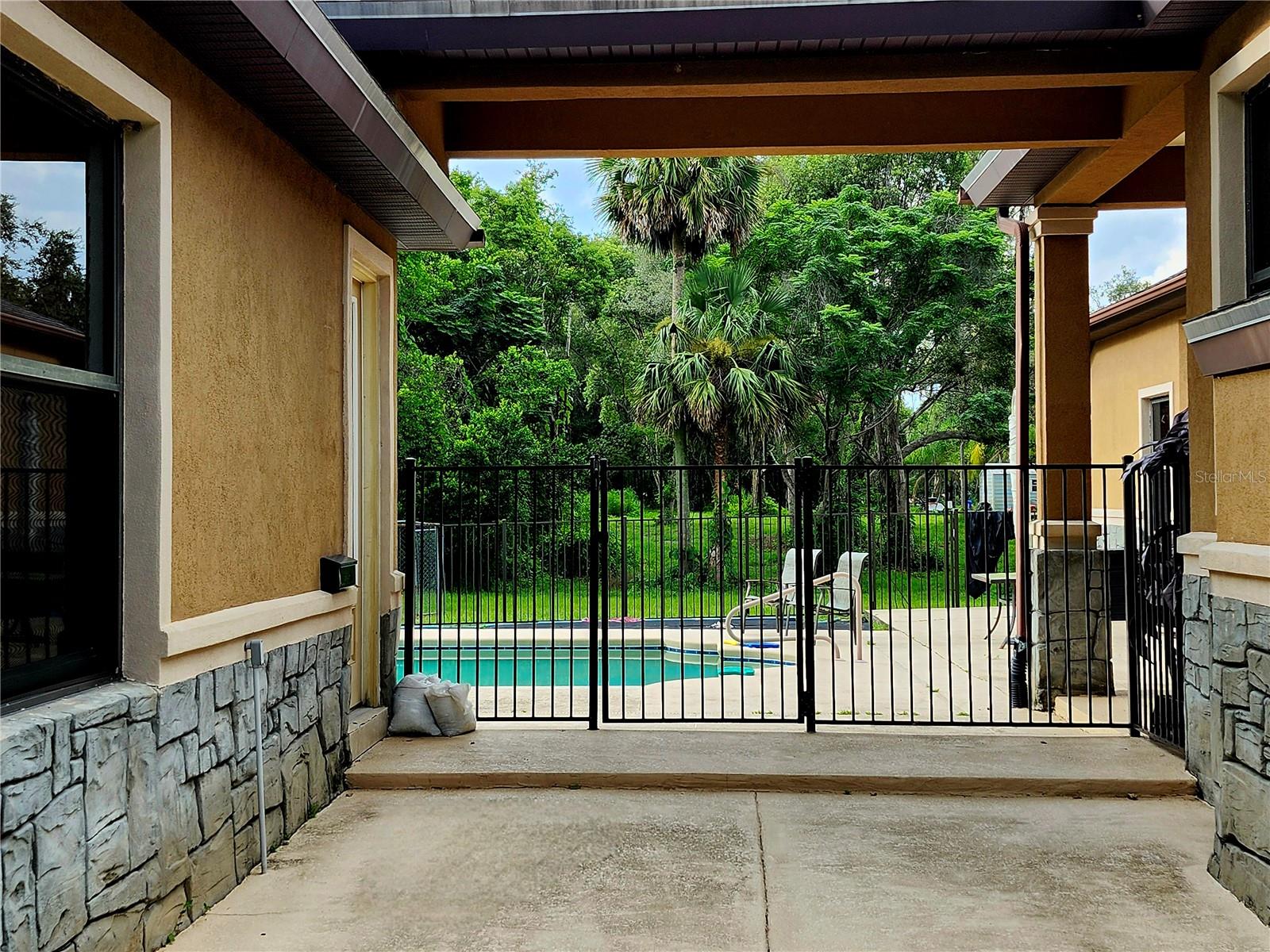 Image 25 of 31 For 2930 Marsh Road