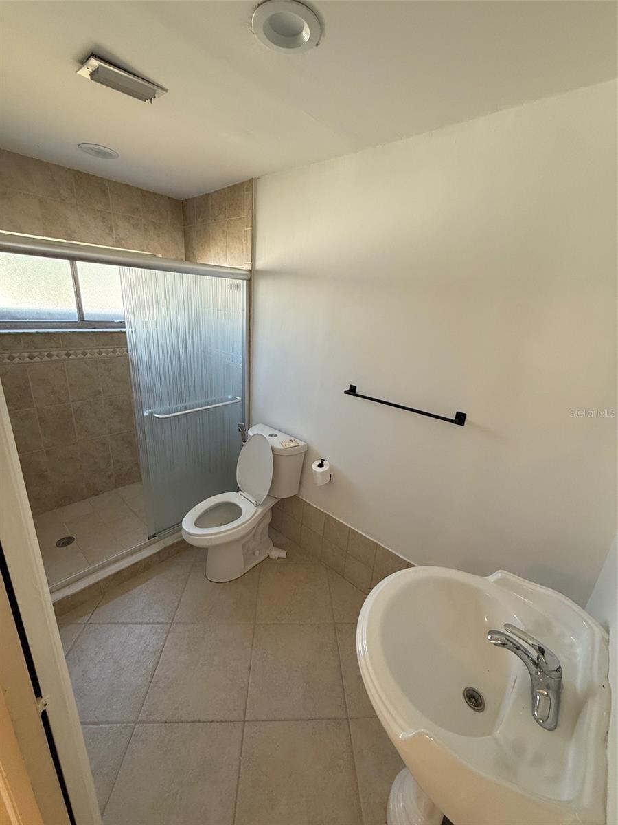 Image 18 of 38 For 1294 Madelena Avenue