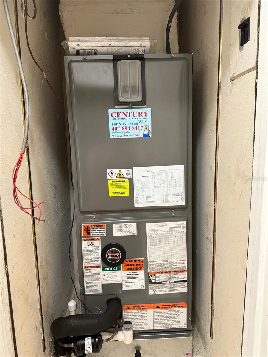 Image 36 of 38 For 1294 Madelena Avenue